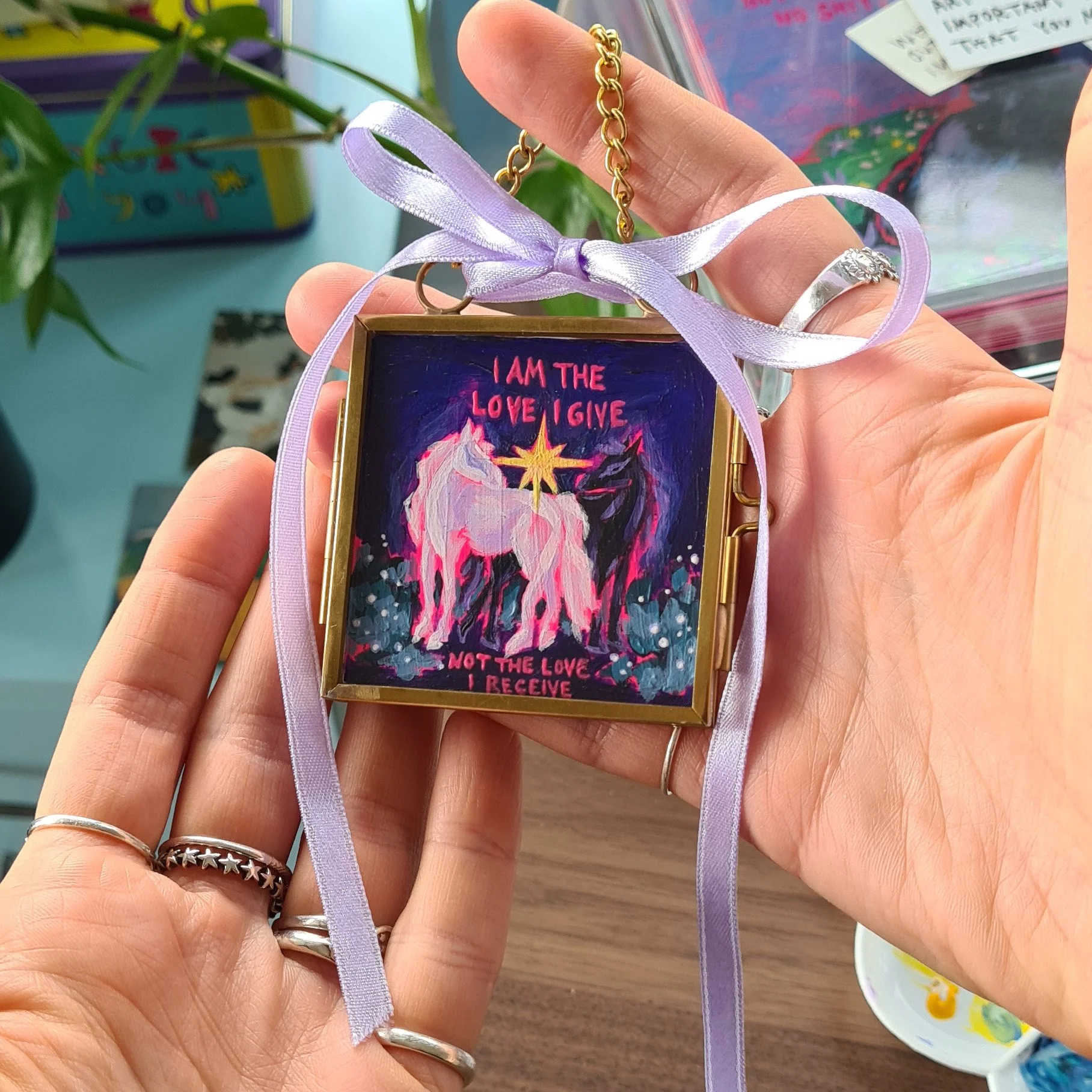 Horses in Love – Glass Locket – Original Malerei