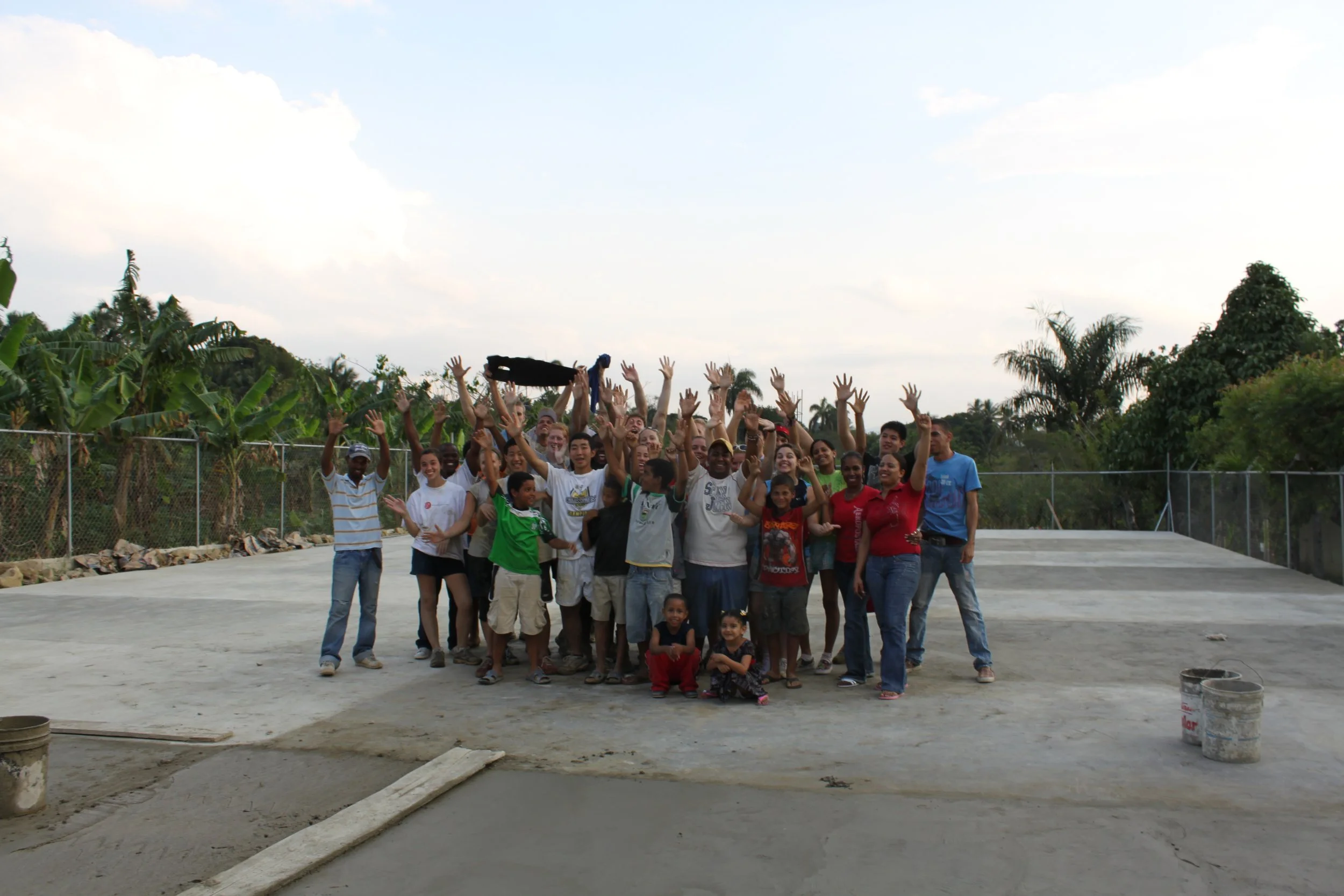 Students from Southwest Washington spend their spring break in the community of Reparadero, Dominican Republic