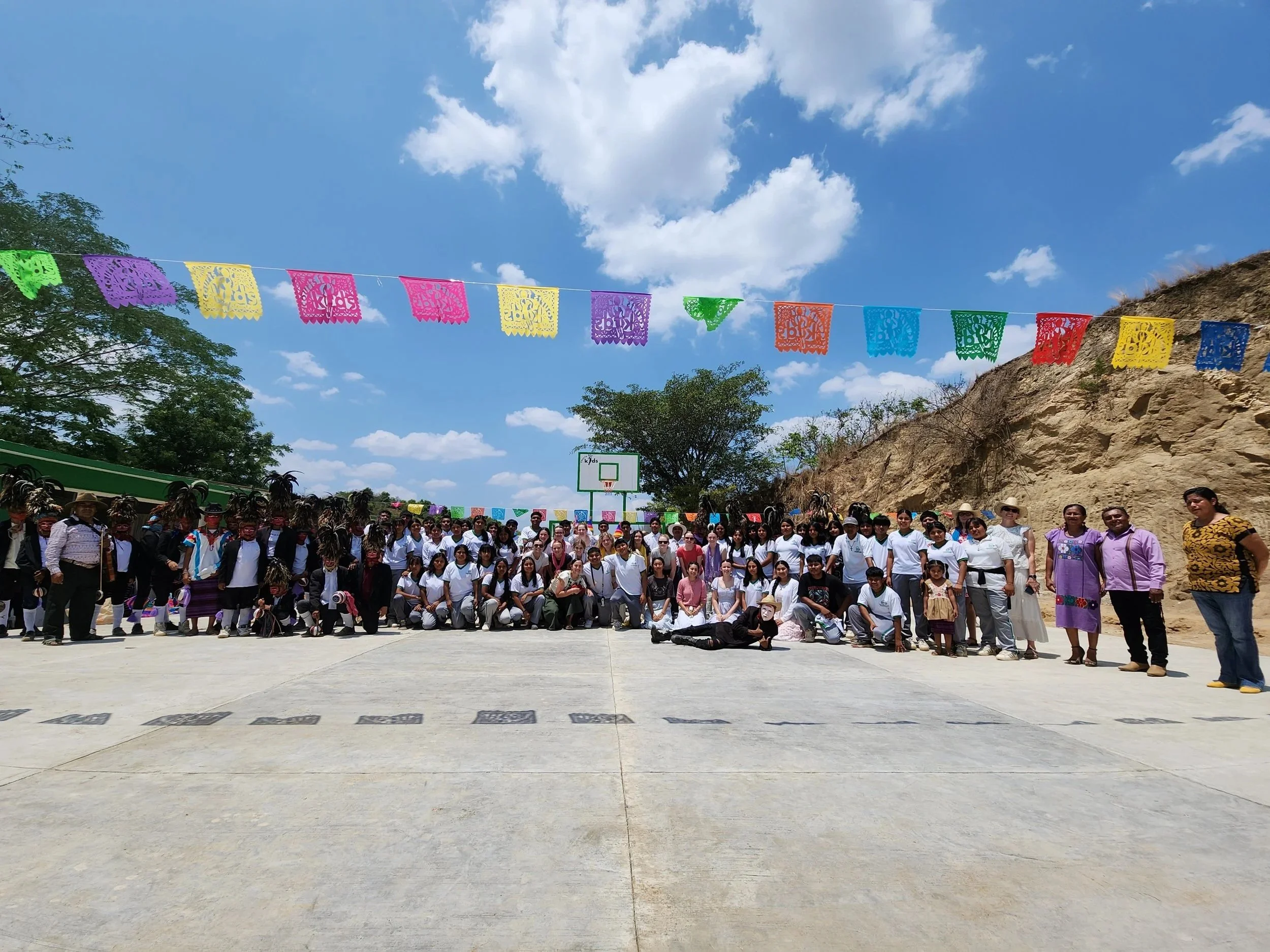 Students from Holy Names Academy built close bonds with the community of San Juan Jicayan, Oaxaca, Mexico