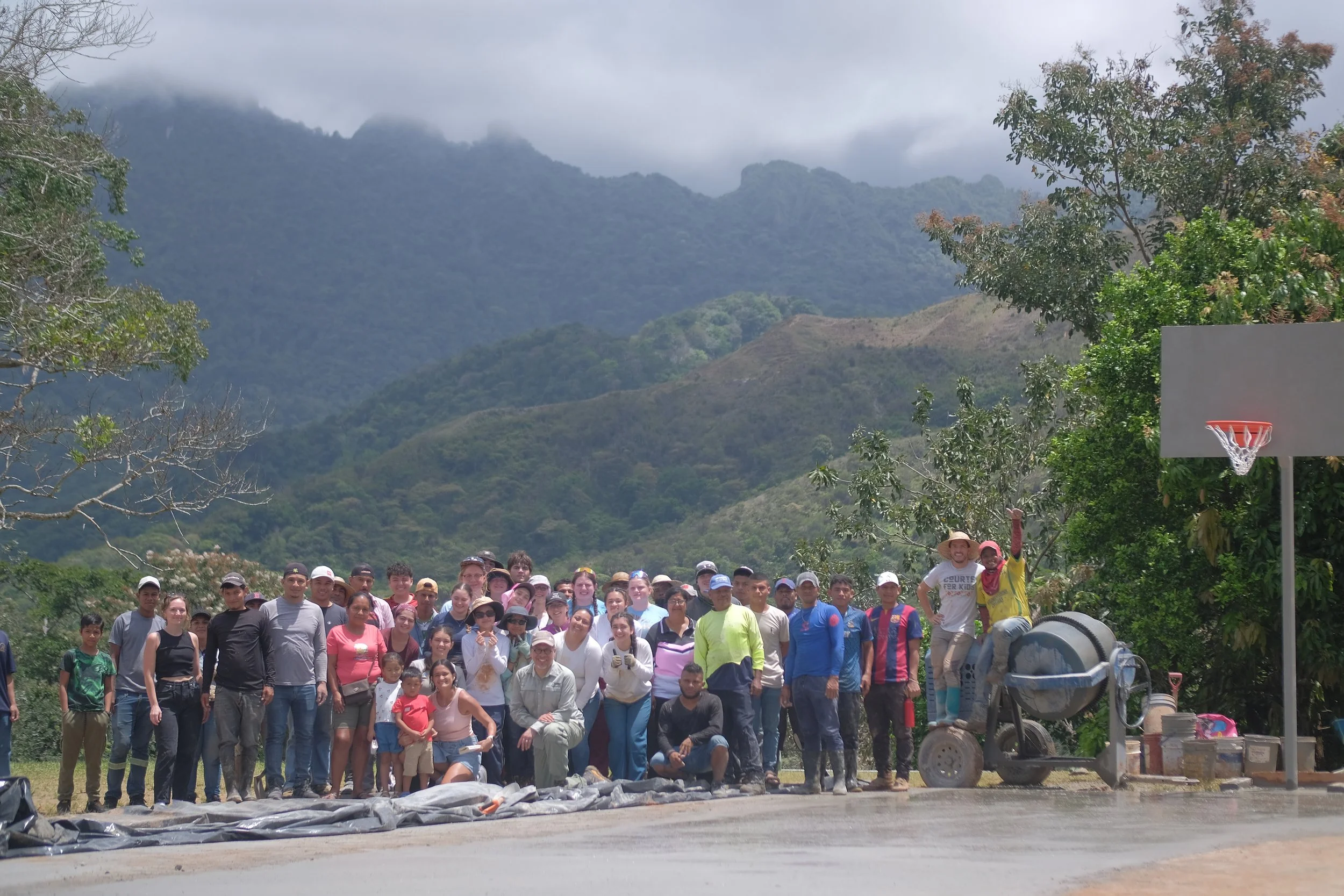 Students from Franklin Pierce High School visit the community of Santa Marta, Panama