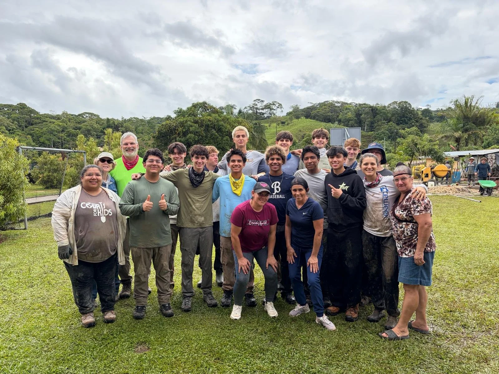 Students from Bellarmine College Preparatory High School in California are enthralled by the Costa Rican community of Santa Marta de Limoncito