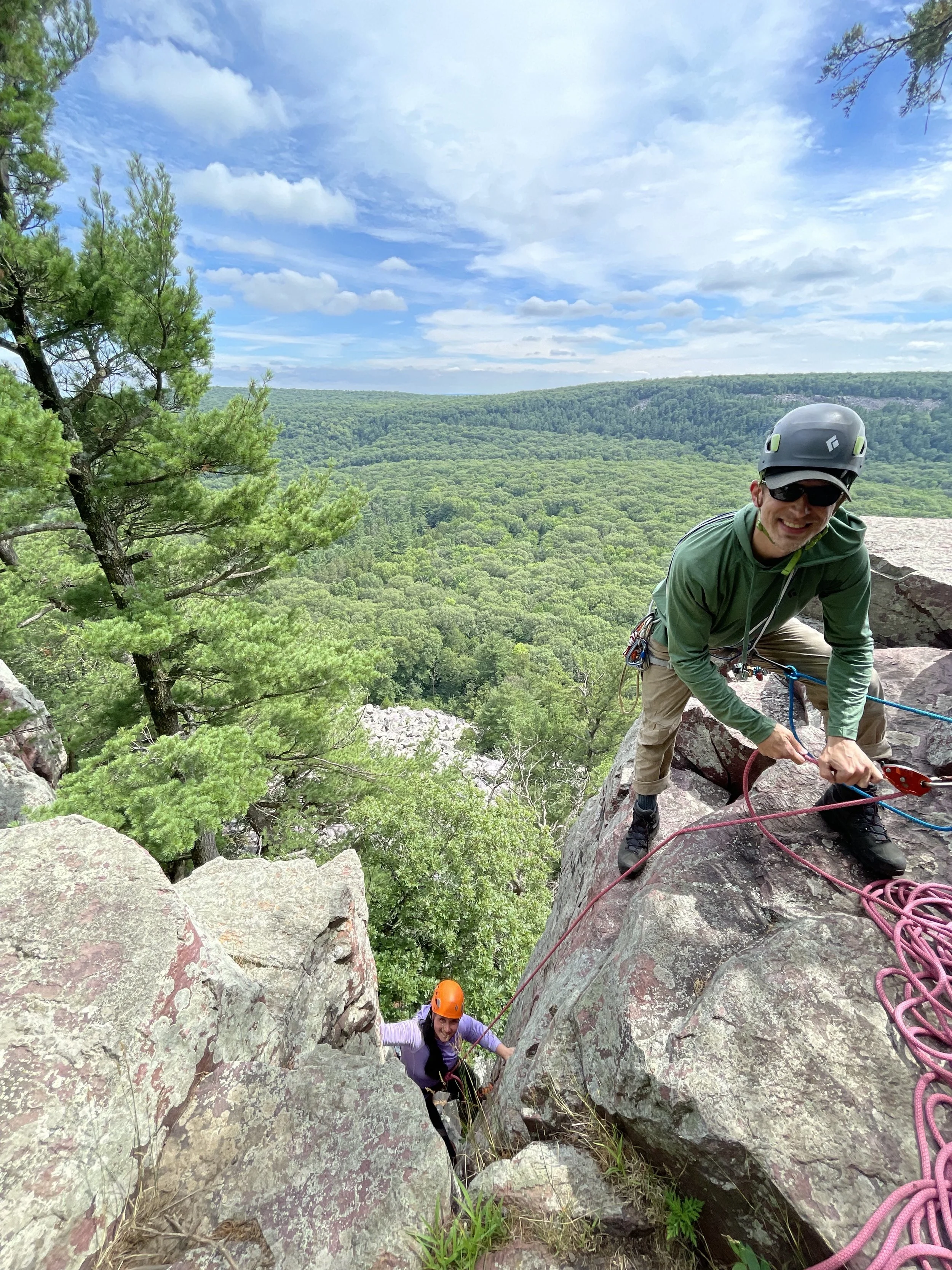 dl top belay 1.jpg