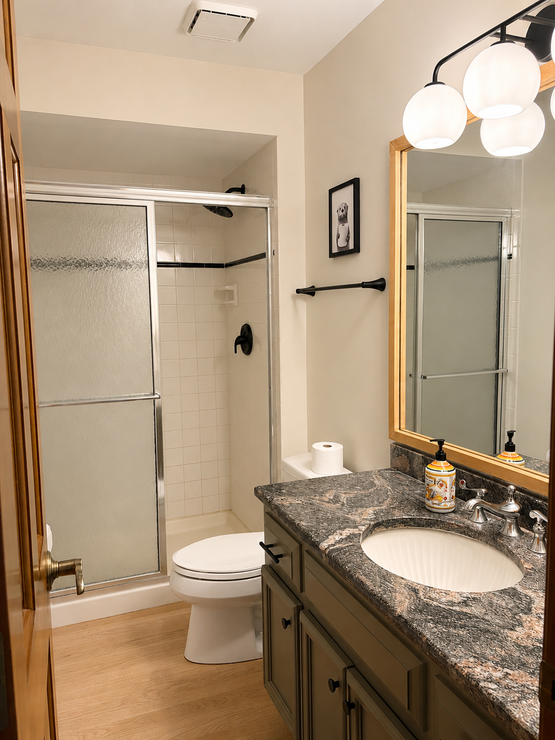 hall-bath.png