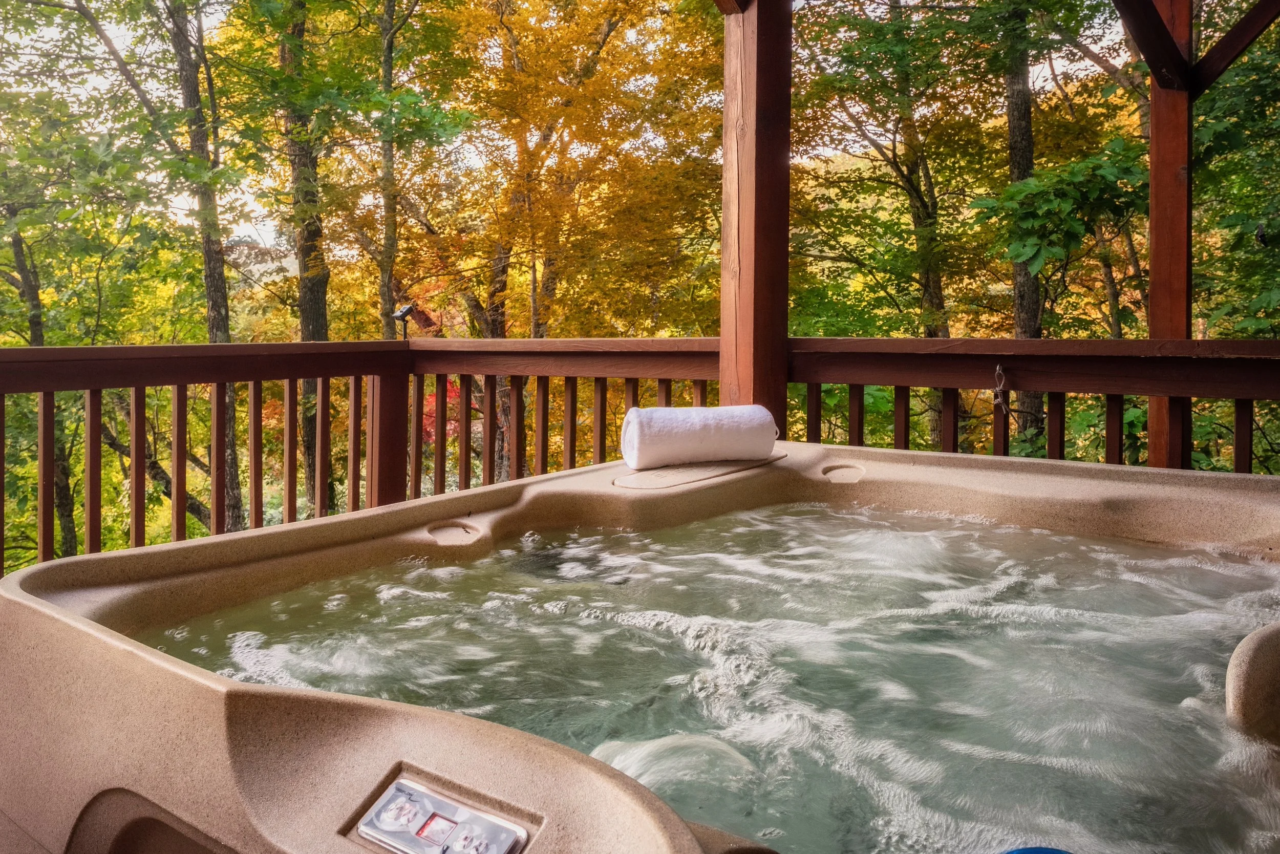 HomesteadHideaway-Fall-126.jpeg