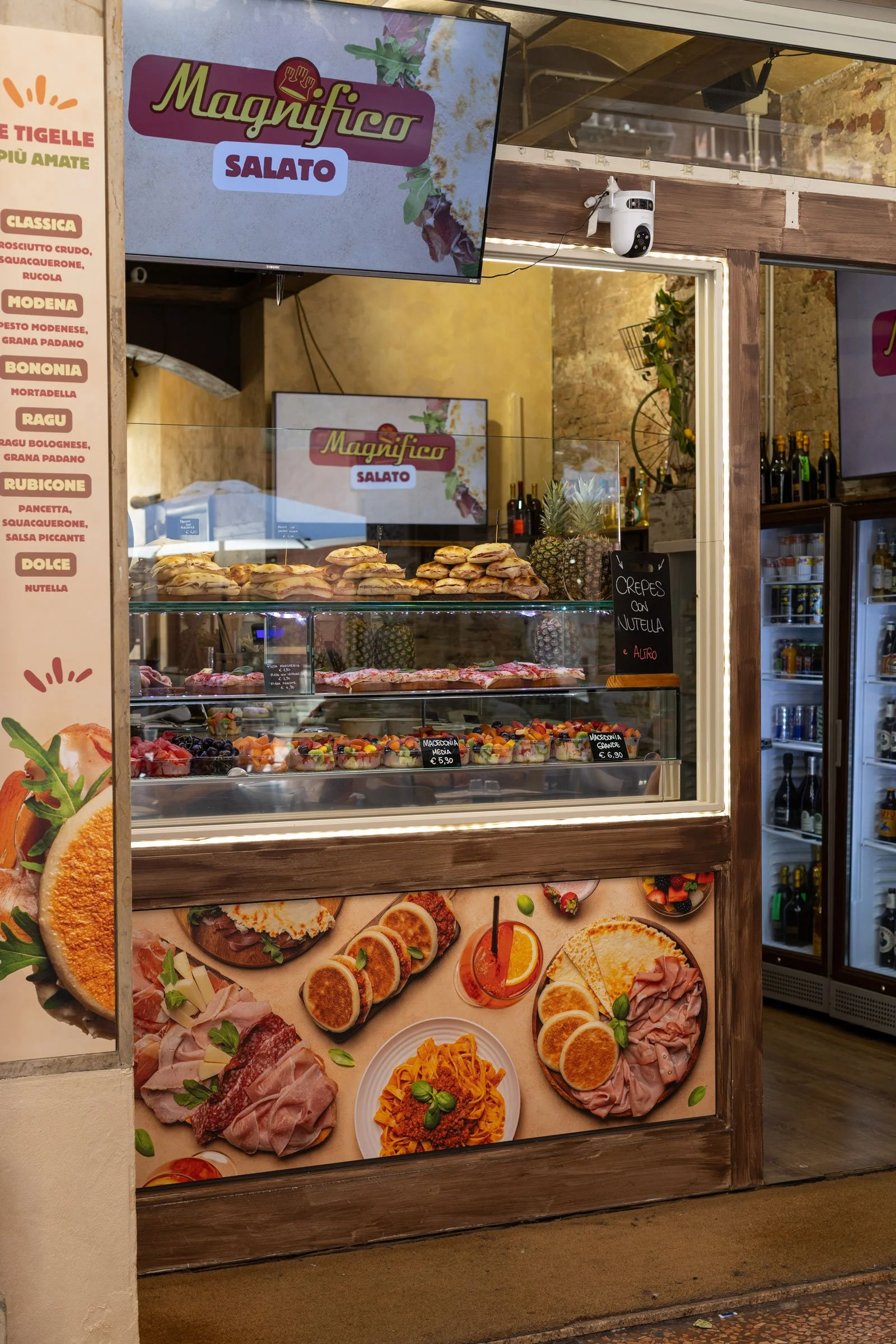 Progetto di food photography per la comunicazione visiva di un bar nel centro di Bologna.