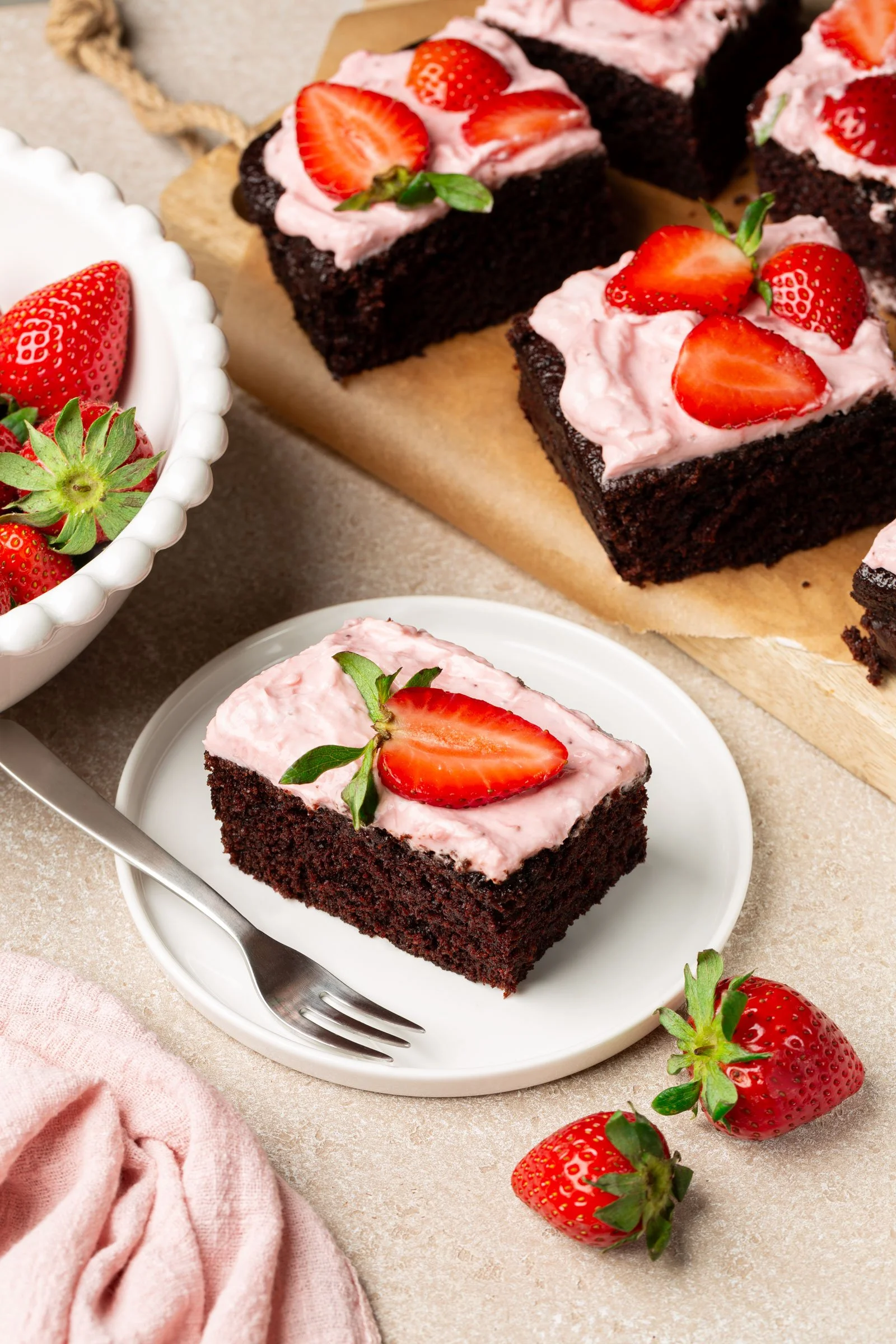 Chocolate cake, strawberry. Food photography and video, Bologna, Italy