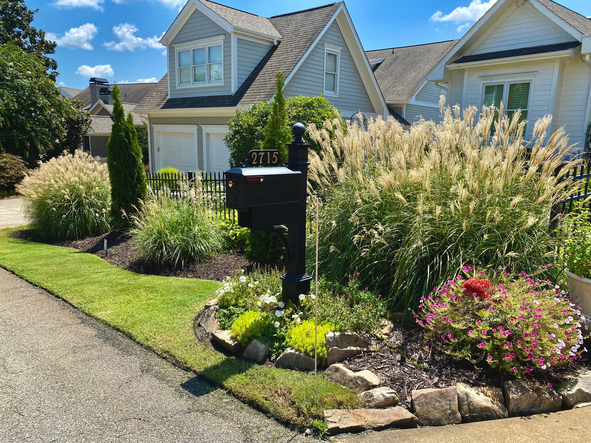 Mailbox & Front of House.jpg