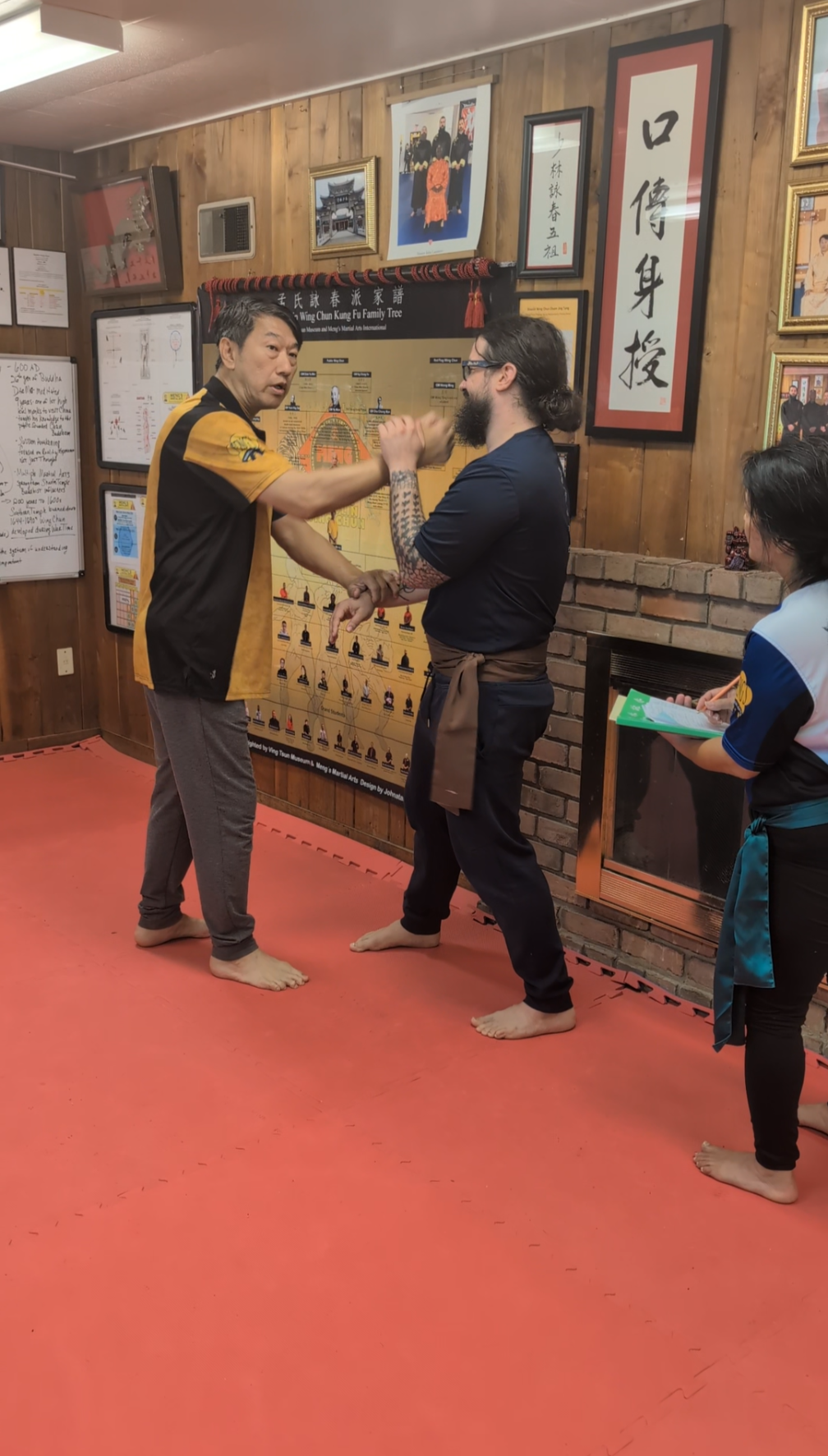 Wing Chun Chi Sao demo by Grand Master Benny Meng and Red Tiger Dai Sihing Alex