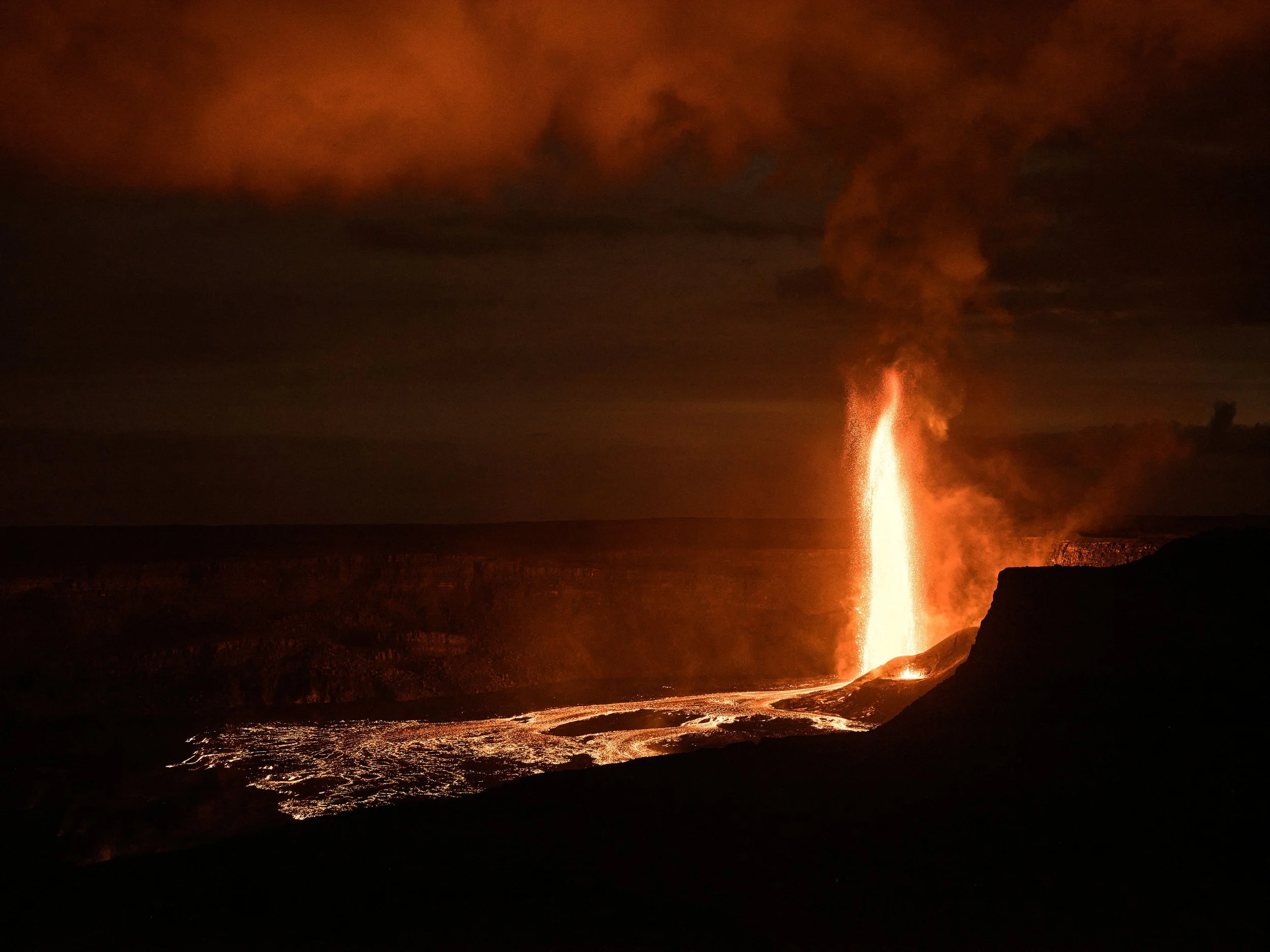 Volcano-Hawaii-B0050182 (2).jpg