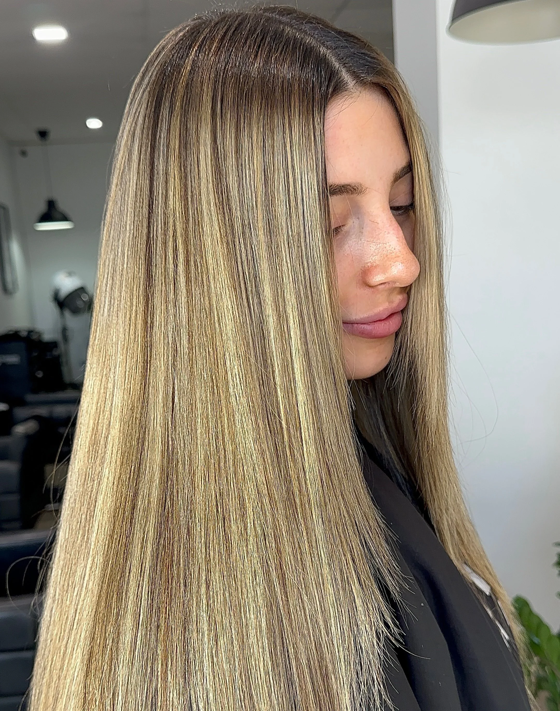 It&rsquo;s giving very much blended ✨ 
&bull;
&bull;
&bull;
#adelaidehairdresser #newtonhairsalon #adelaide #blonde #blended