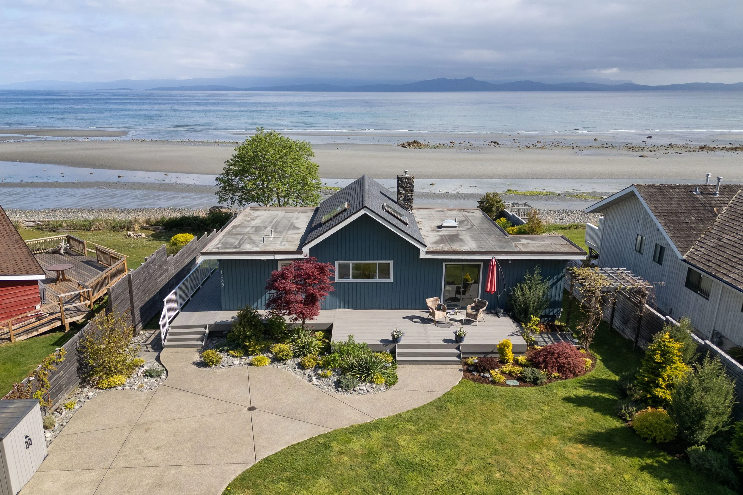 1039_Seacrest_Place-NEW-DRONES-Web-1.jpg