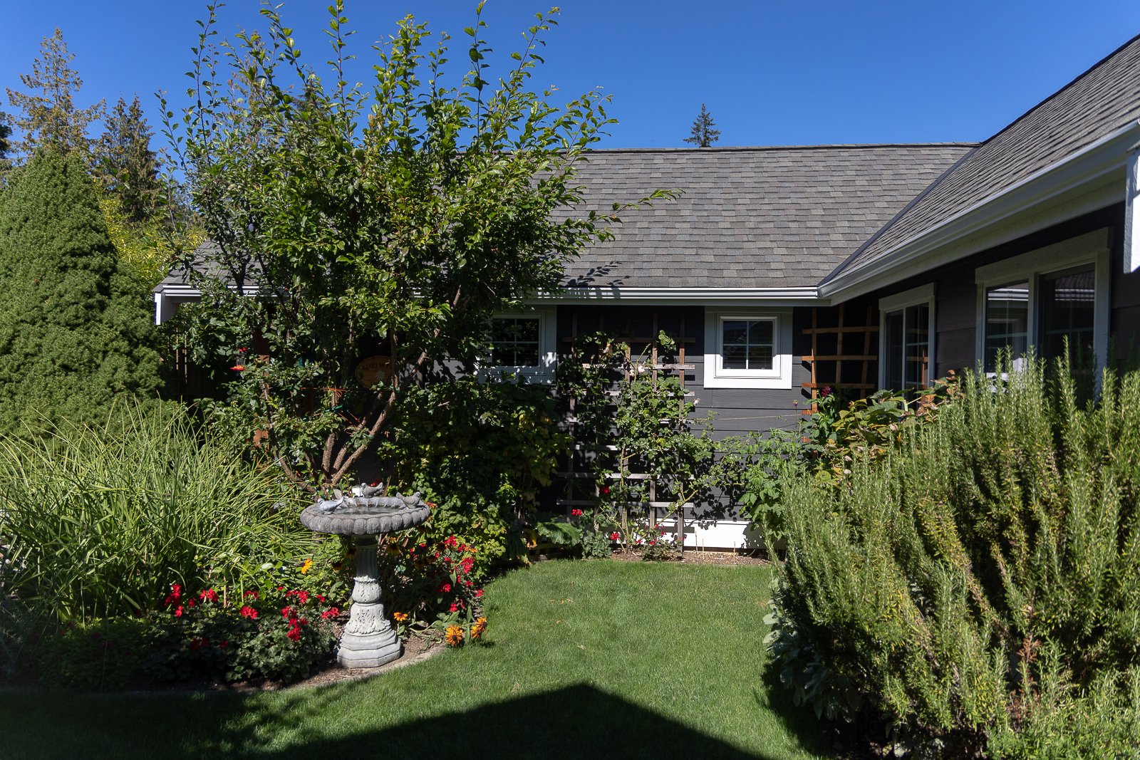 227_5th_Ave_W-237.jpg