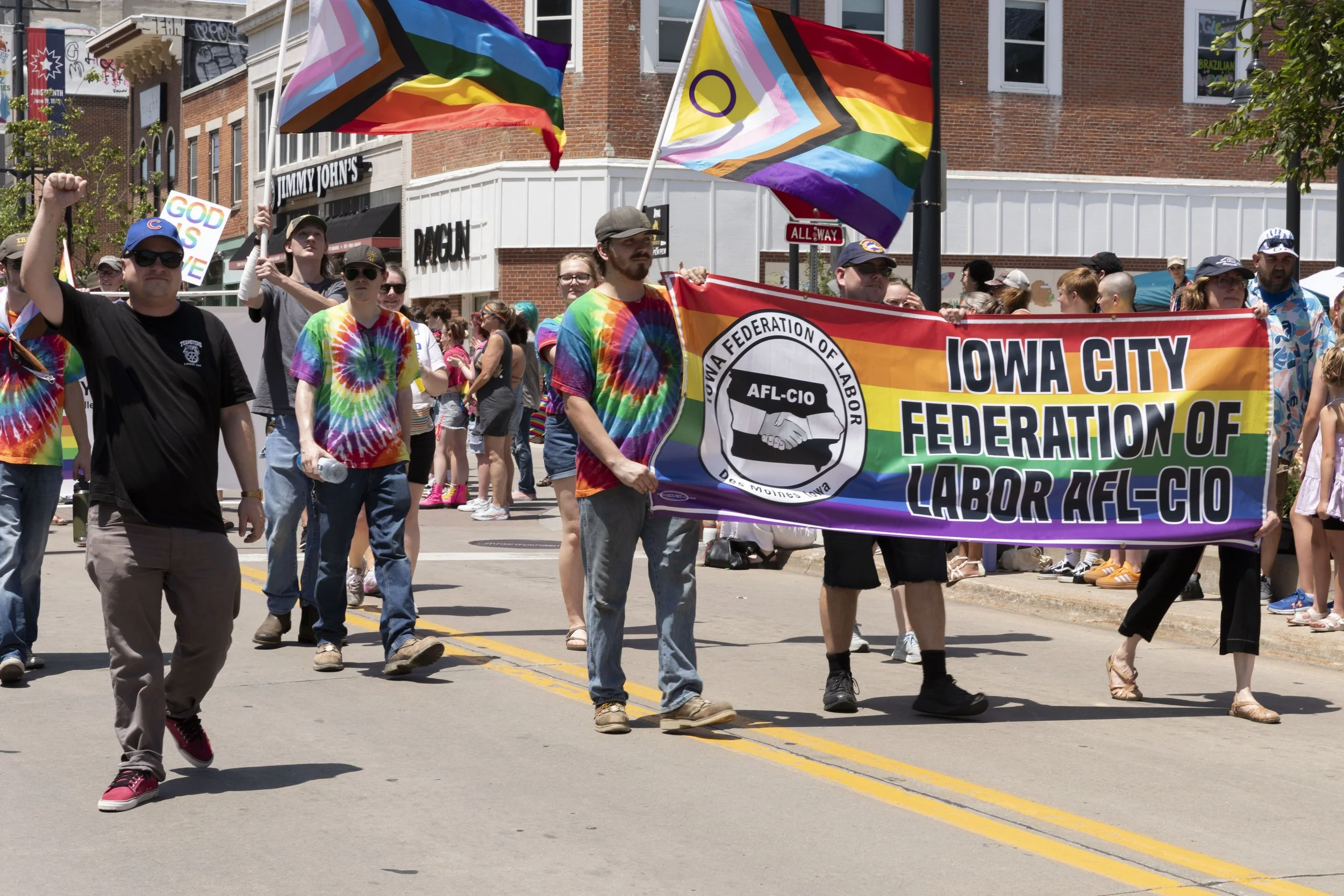 IC Pride 2025 8.0.JPG