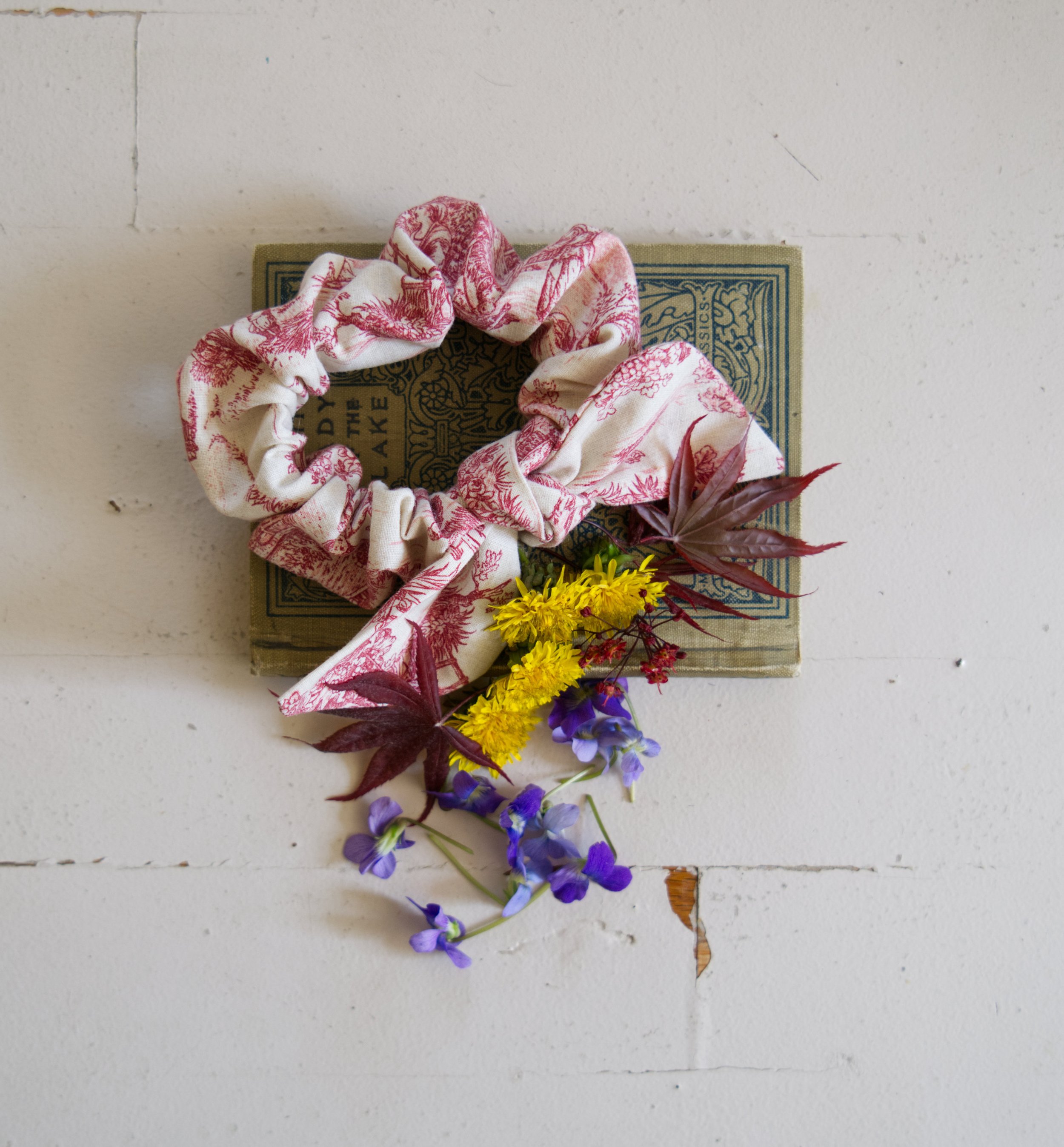 Viola Scrunchies
