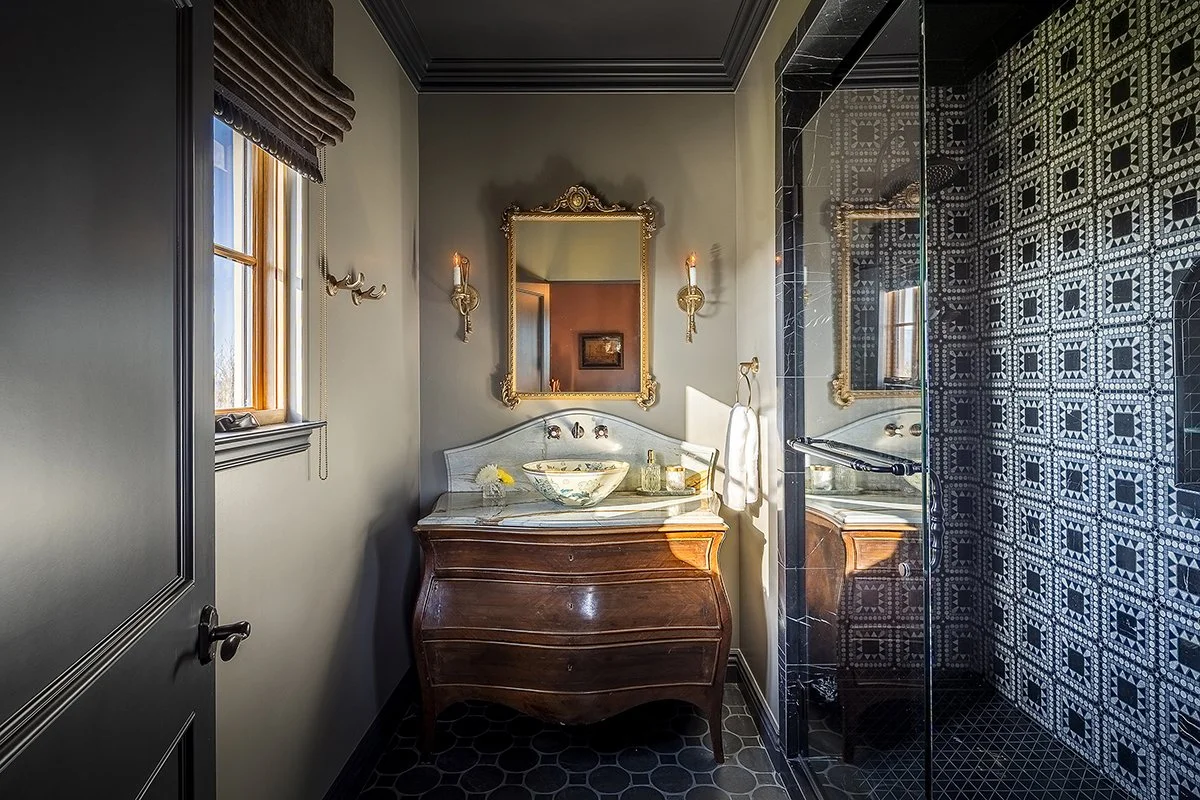 31 - Bath 3_web.jpg