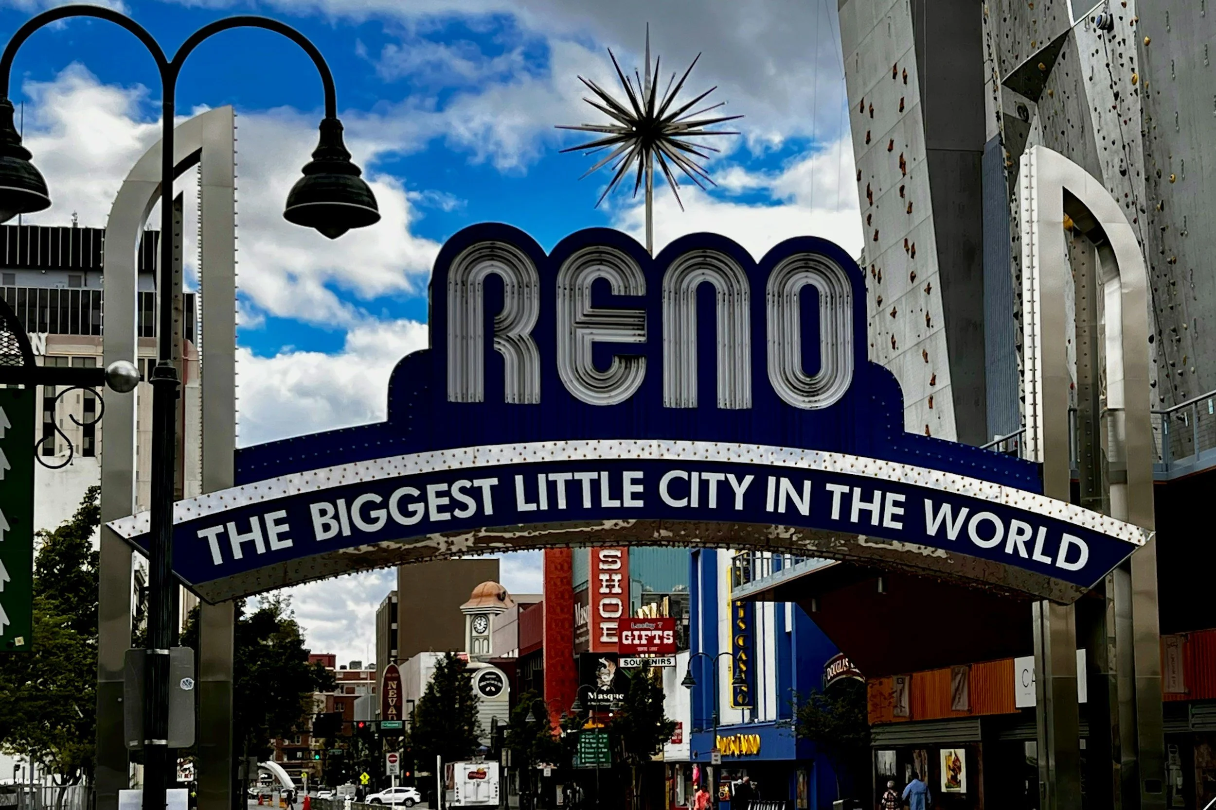 reno nevada arch new the biggest little city in the world