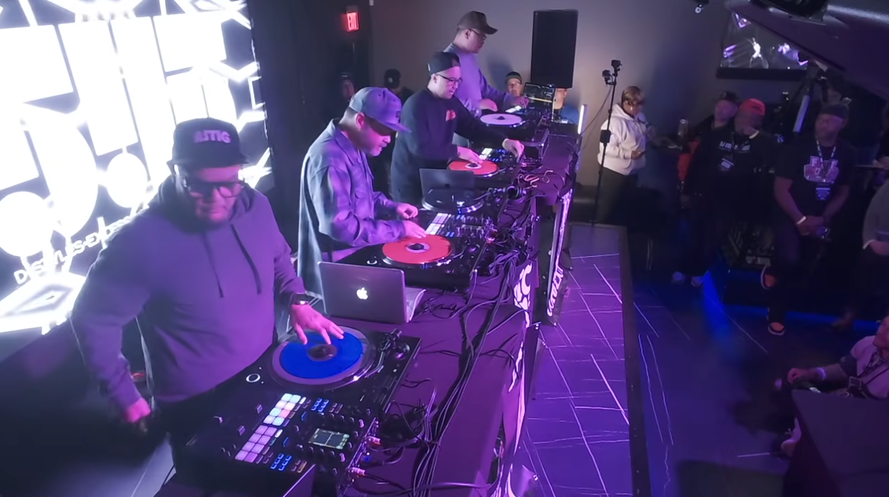 545 - Crepe Cake Drizzle (Live Performance)