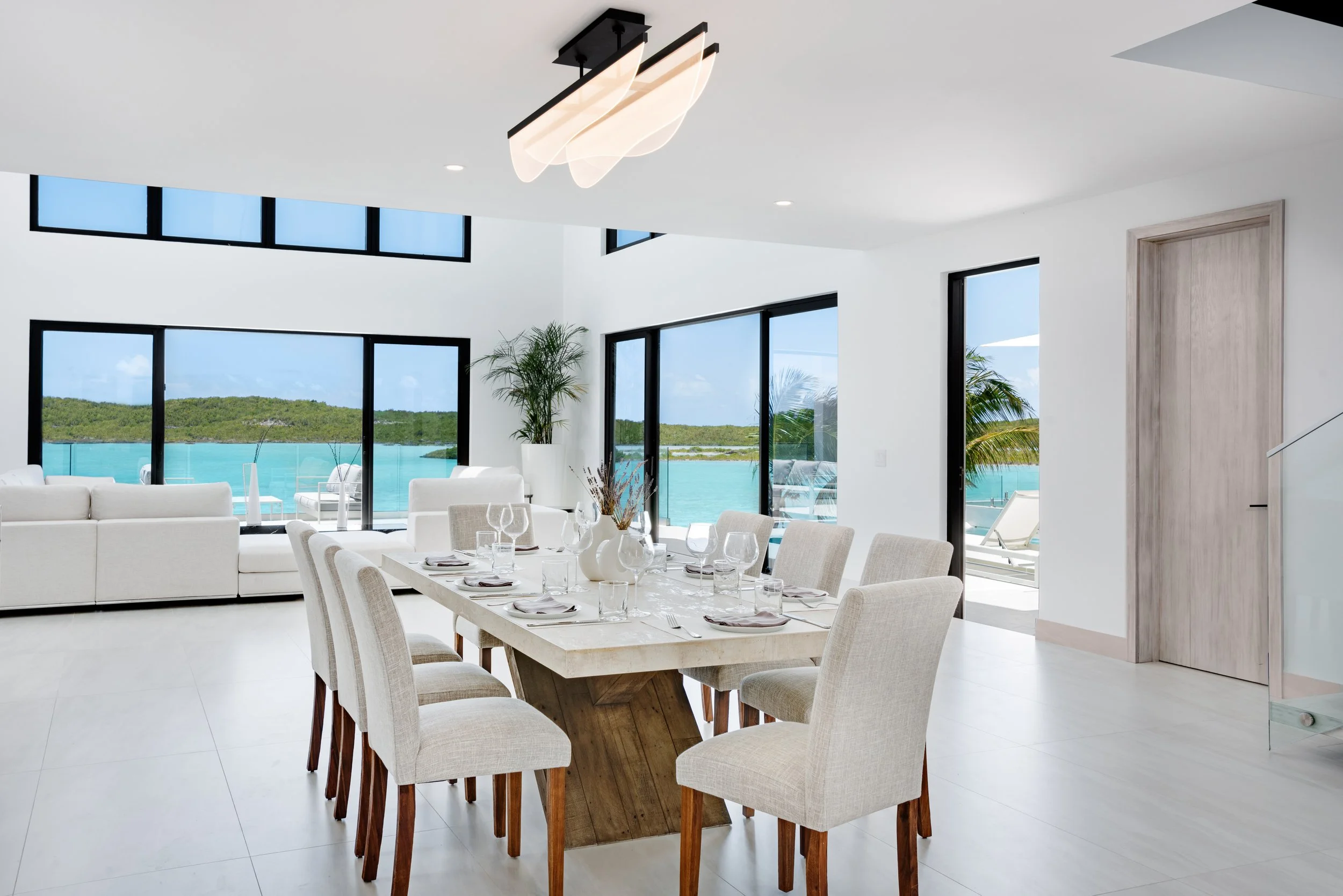 villa-cielo-oceanview-dining-room-luxury-villa.jpeg