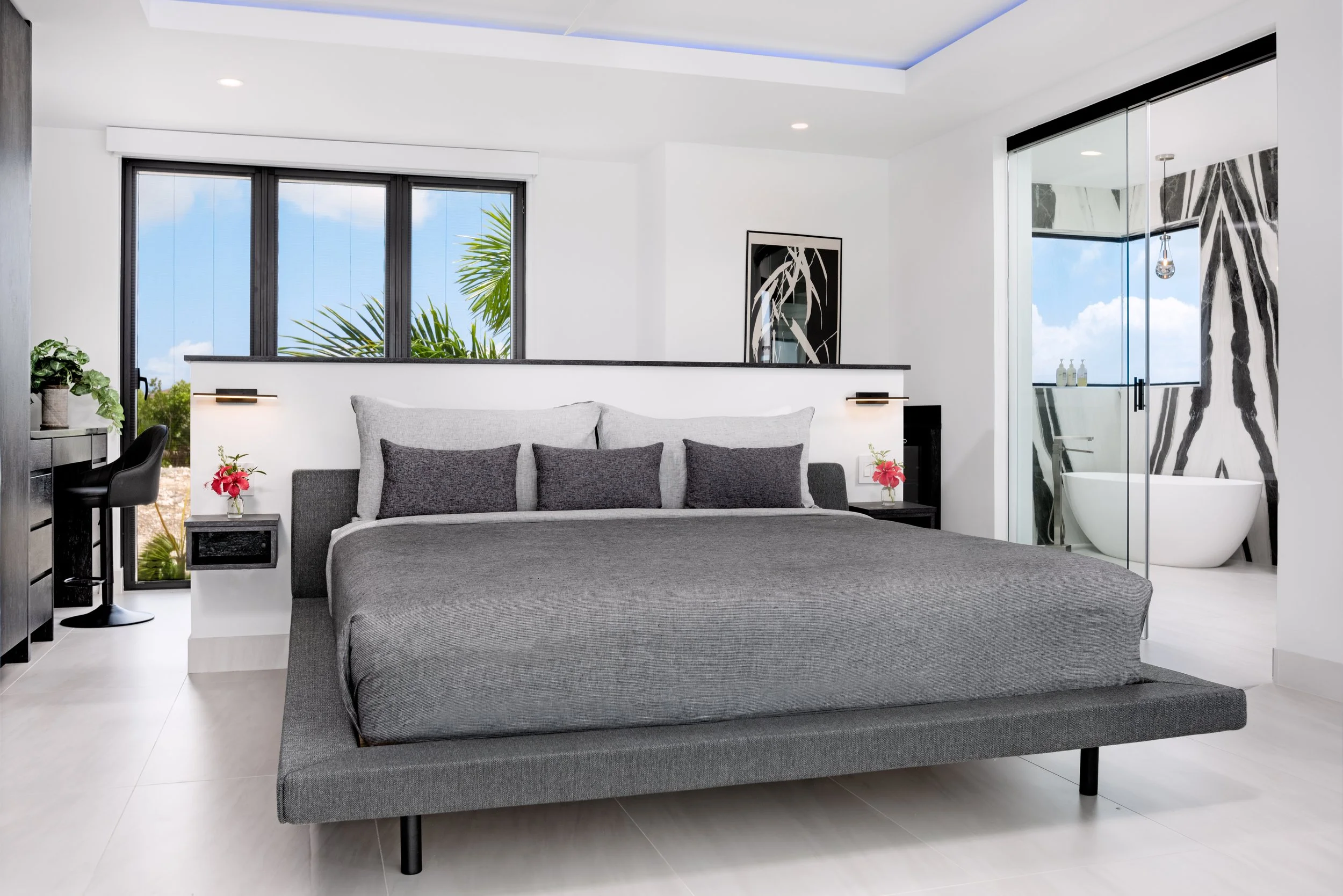 villa-cielo-bedroom-suite-luxury-modern.jpeg