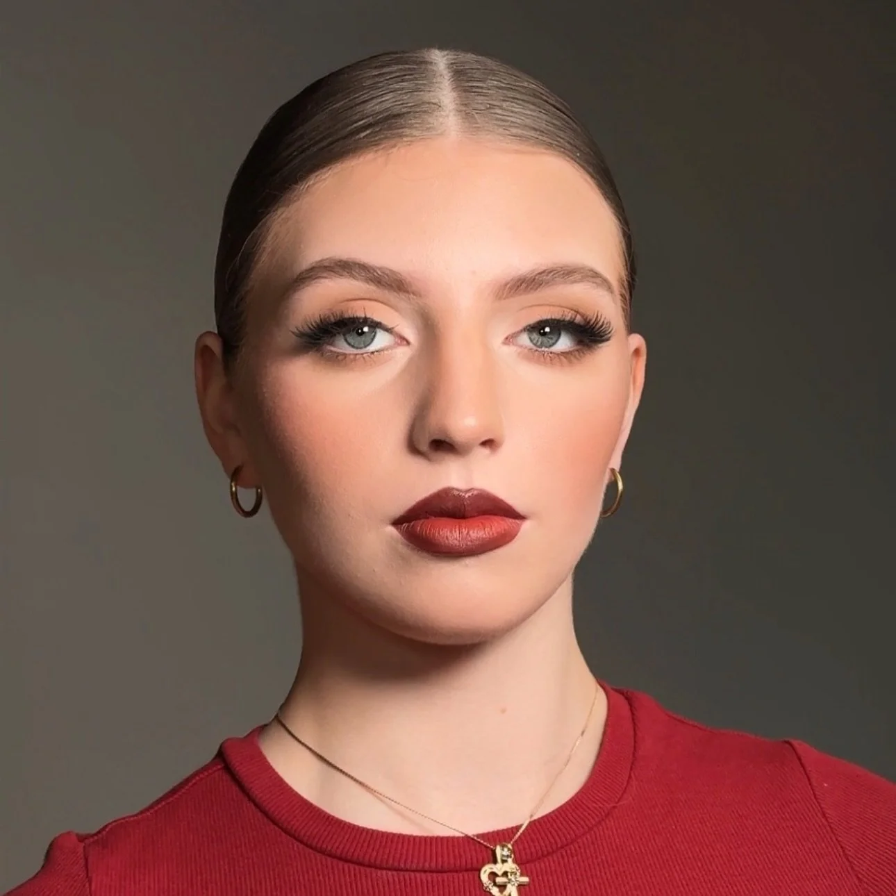 Holiday glam inspo for you 🎄❤️ #makeup #makeupartist #mua #makeuplooks #holidaymakeup