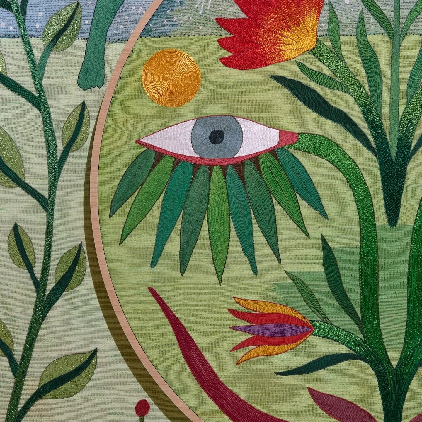 Some stories are not told they are woven

For Dior&rsquo;s Fall 2024 Haute Couture show, artist Rithika Merchant and the artisans of Chanakya School of Craft reimagined storytelling through monumental textile panels embroidered by hand over 144,000 h