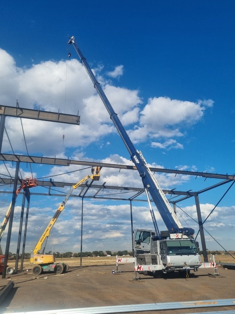 Vamp Cranes Mobile Crane Hire Melbourne
