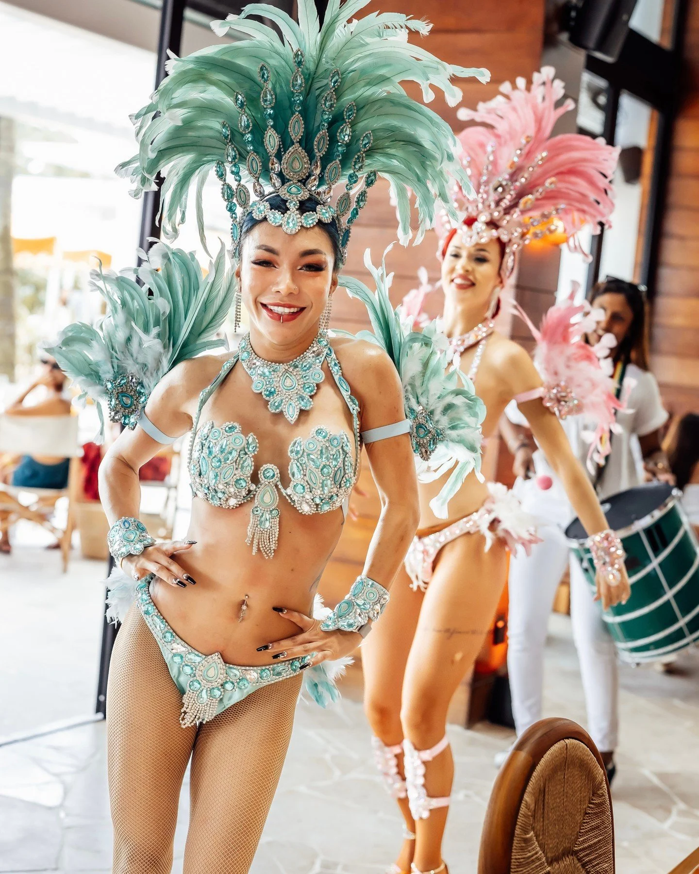 The Tanjong Ros&eacute; Club is back.⁠ ⁠
⁠
Start your Saturday, March 7, with a Bottomless Ros&eacute; Brunch from 12&ndash;3pm. Think buffet spreads, flowing ros&eacute;, Nomad caviar bumps, and sun-soaked vibes. ⁠
⁠
Then, 3pm onwards, slip into you