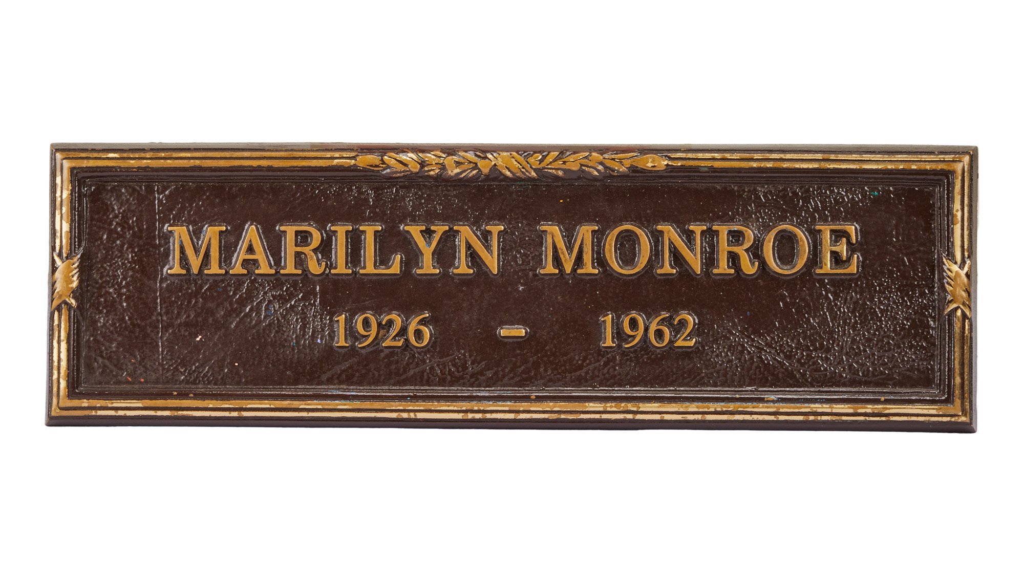 Marilyn grave marker 4575495.001.jpg