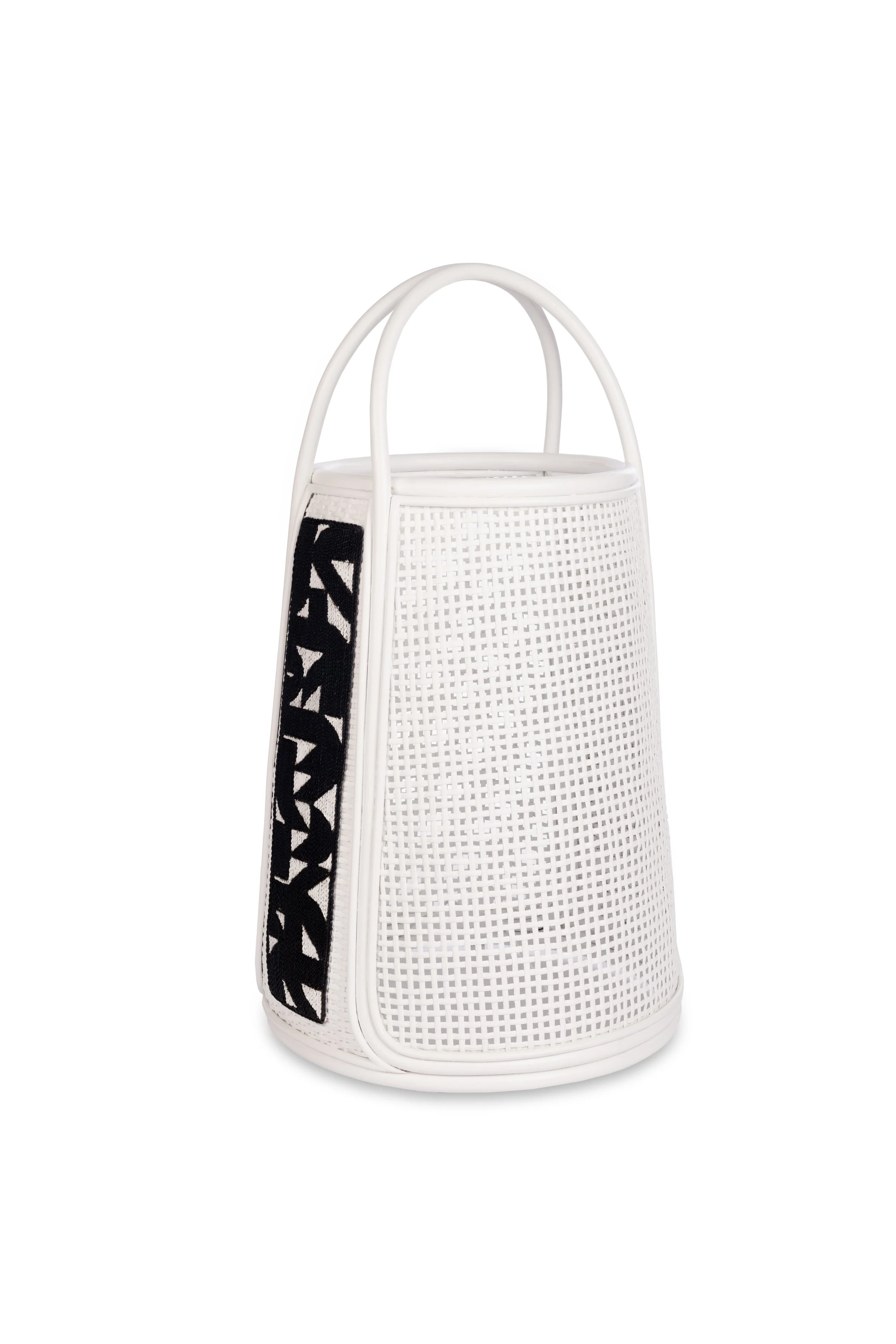 BLACK AND WHITE FORMS BASKET IN WHITE.JPG