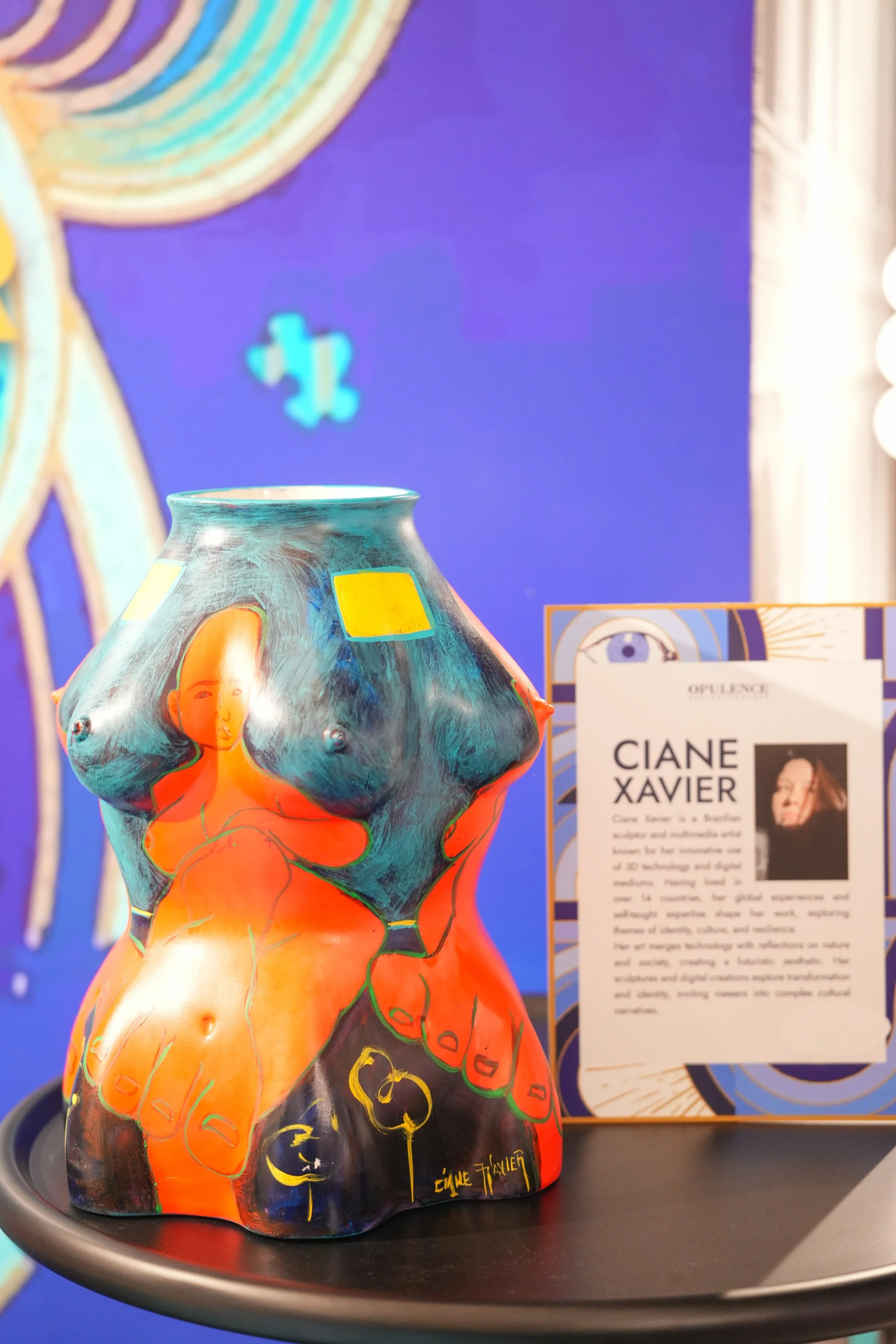 Vase by Ciane Xavier.JPG