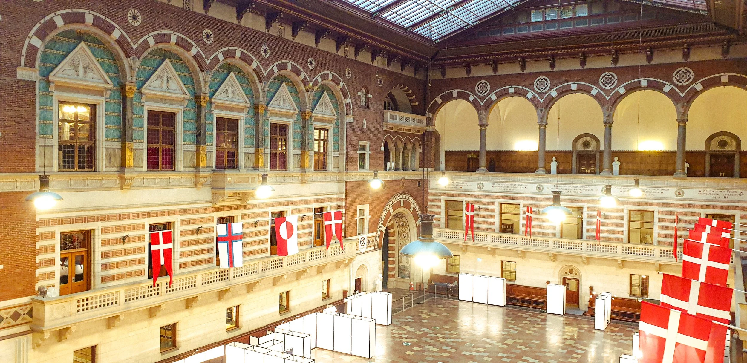 Copenhagen City Hall_s Interior.jpg