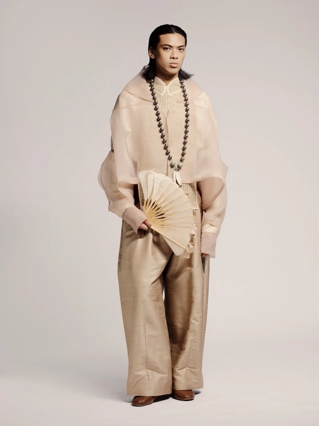 LAHI: Ang Bagong Barong