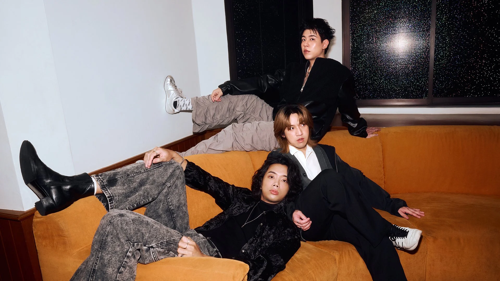 An Intimate Look at the ‘I’ll Remember To Forget You: Through Layered Walls’