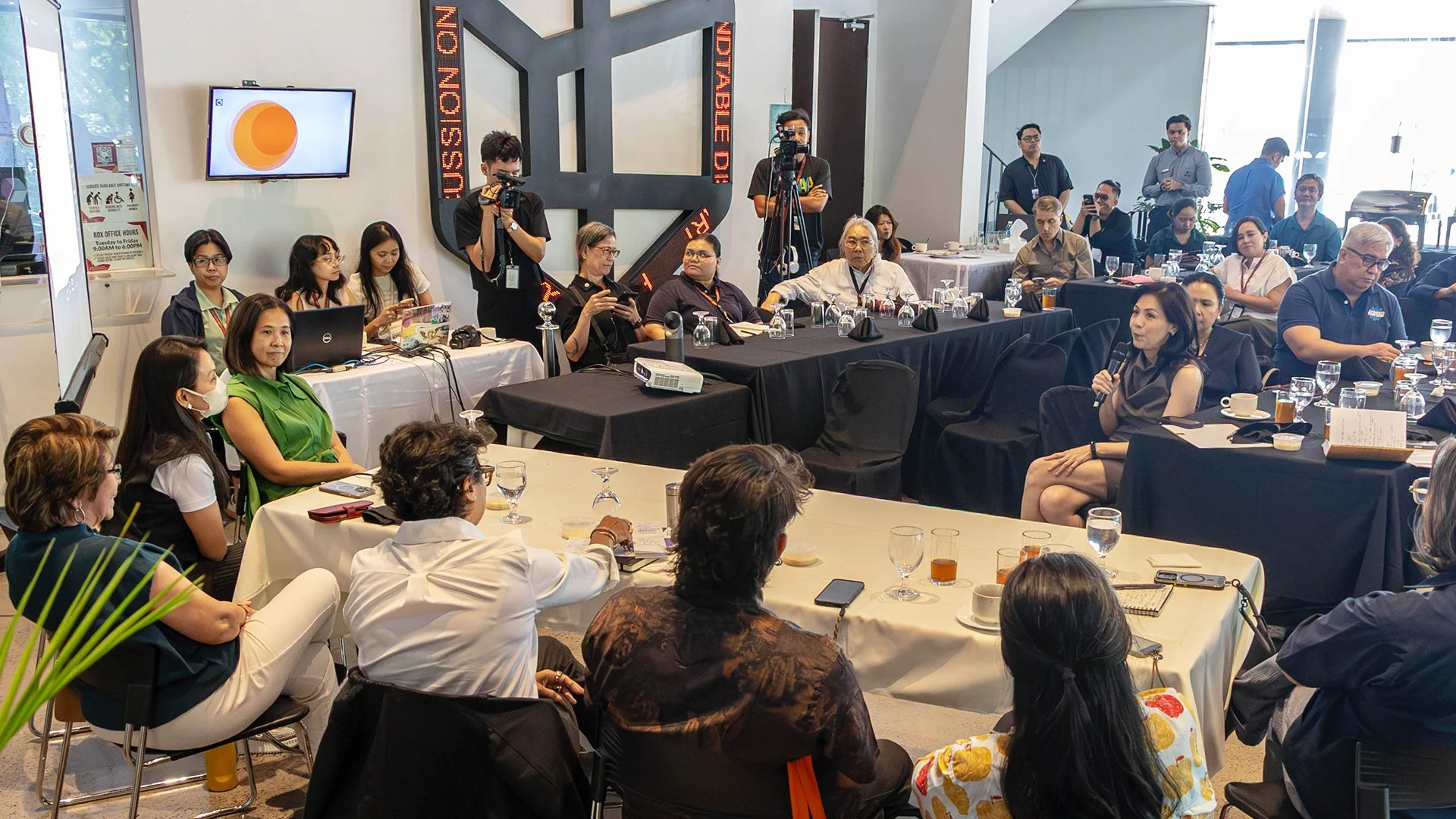 Charting the Future of Philippine Visual Arts&nbsp;