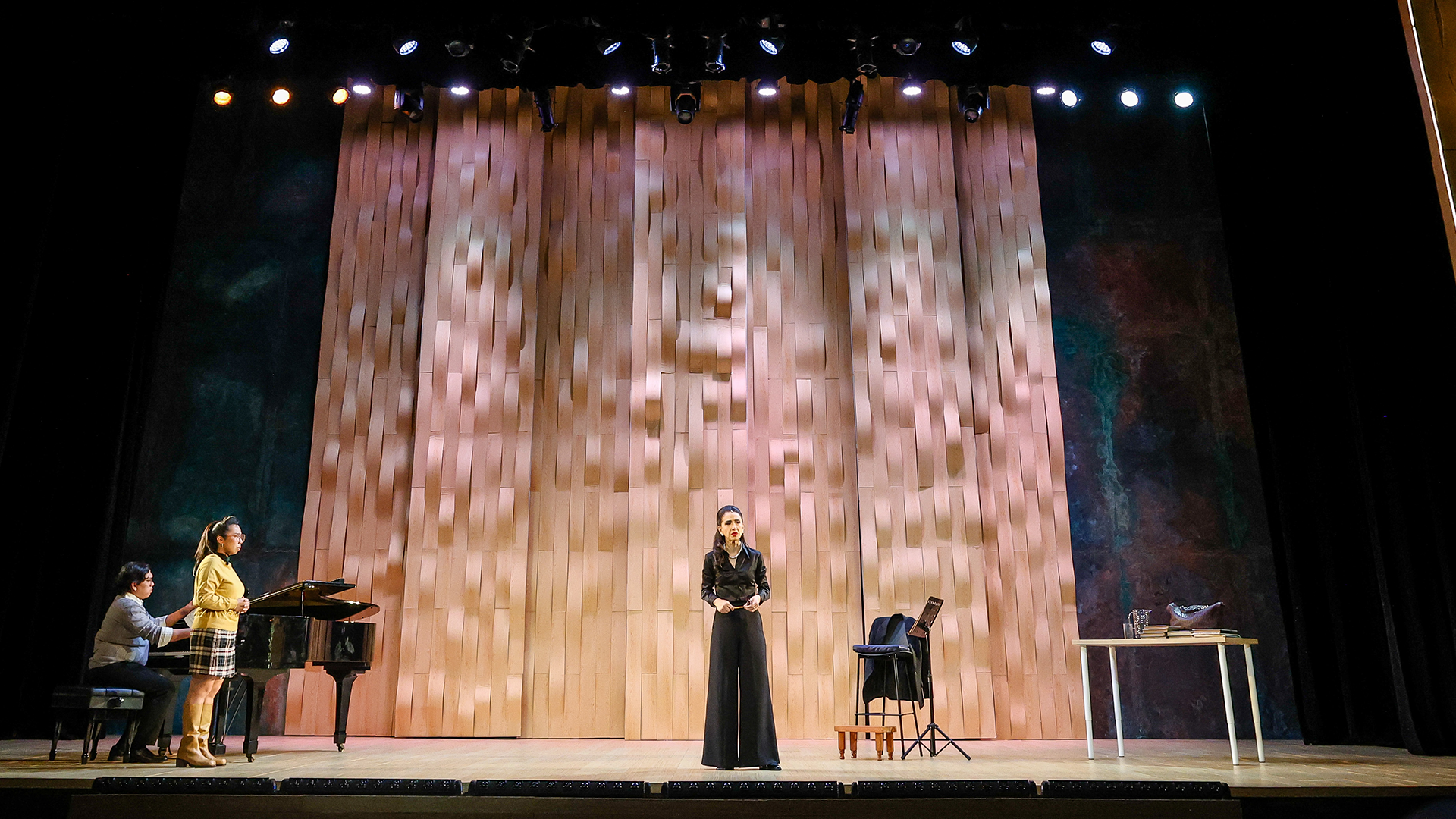 5 Ways Maria Callas Would Absolutely Humble Modern Influencer Culture