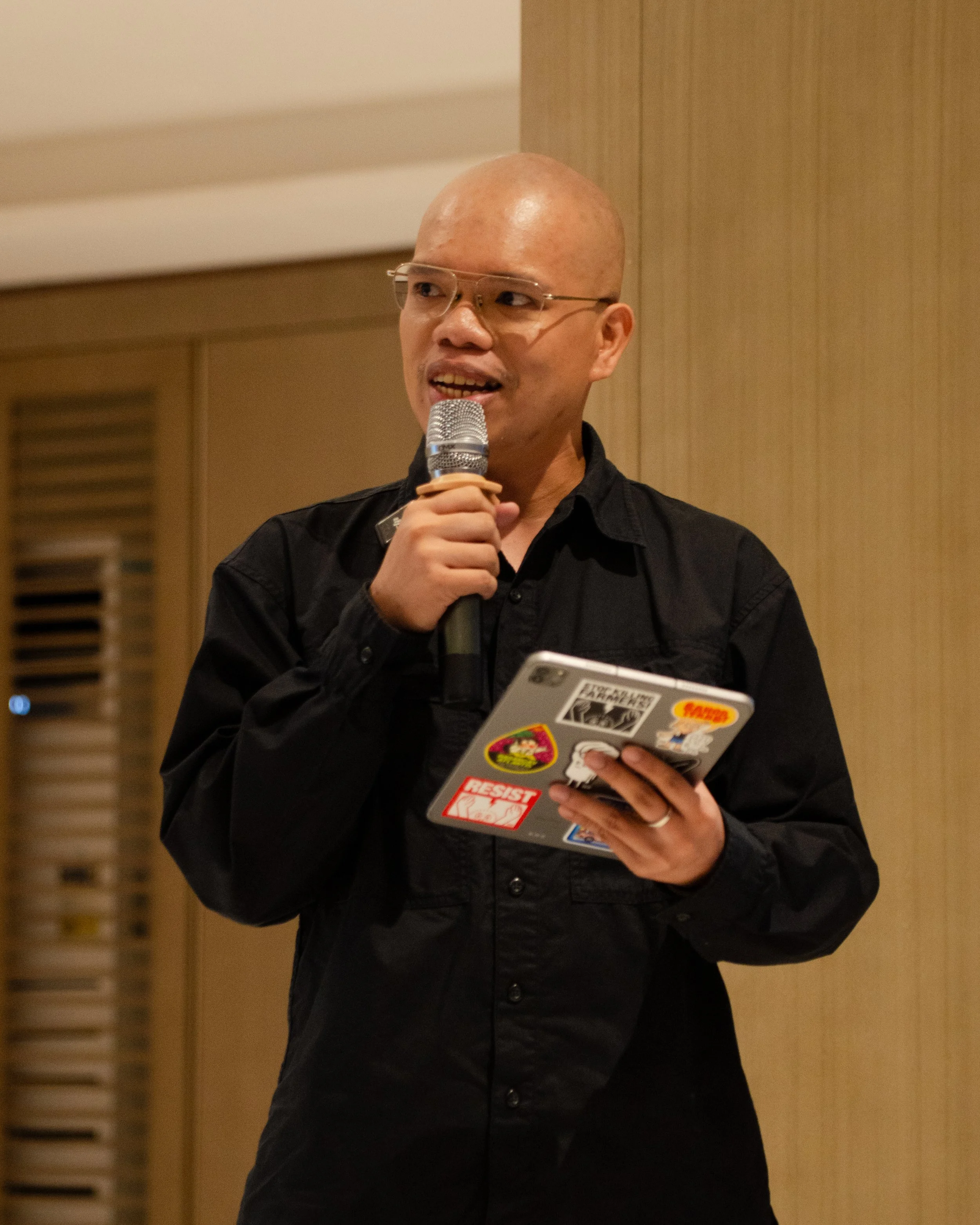 Artist Tarantadong Kalbo