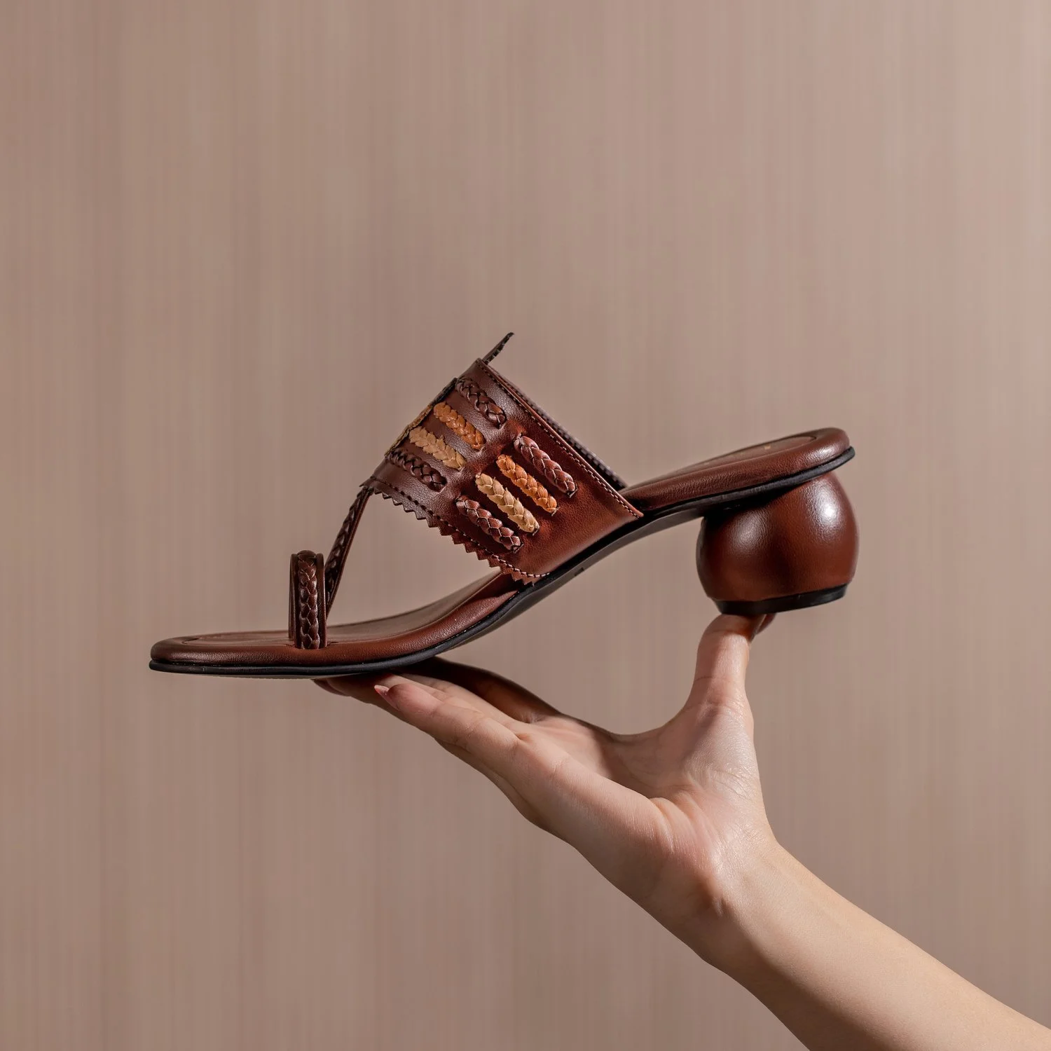 Comfortable Brown Sandals 99 Sandals with Round Heels Kosha