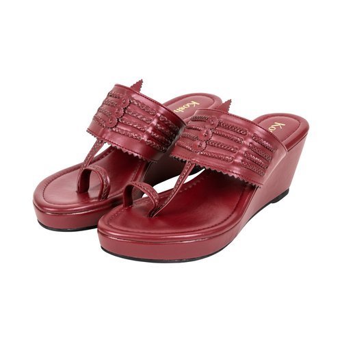 Kolhapuri chappals