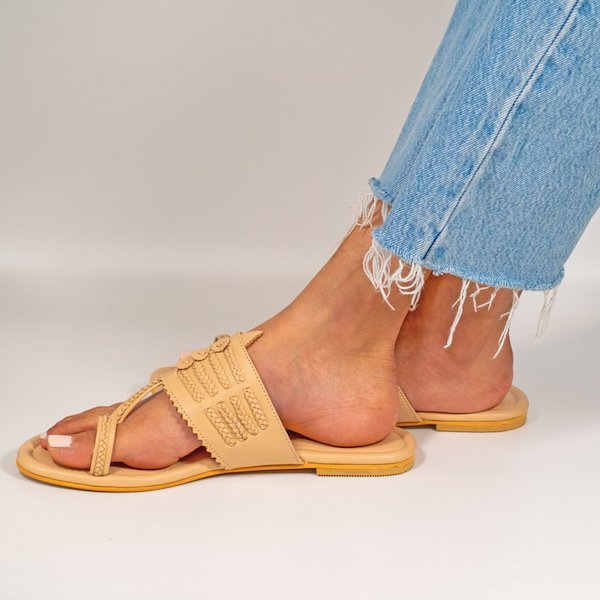beige flat sandals for women