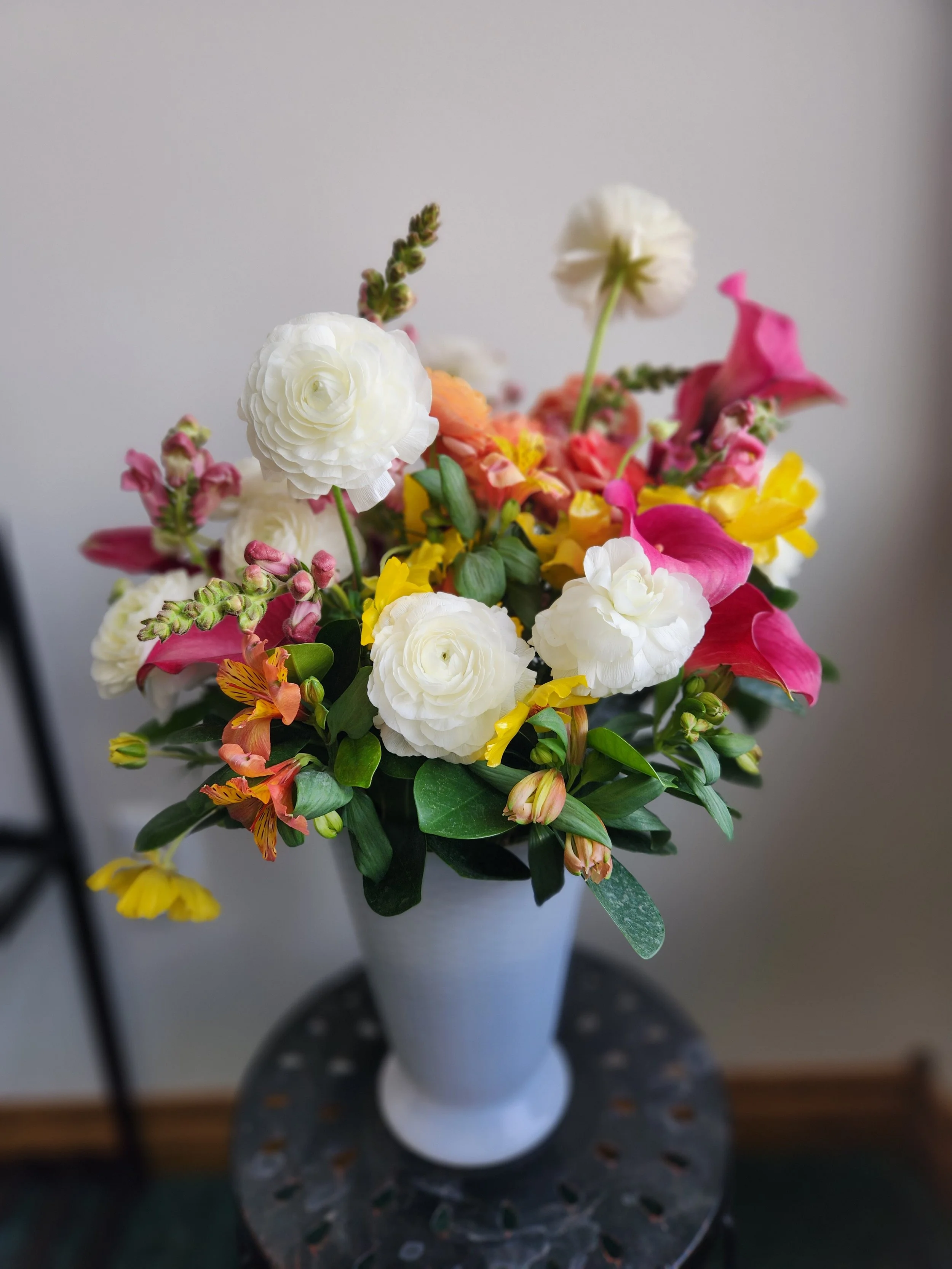 Flower Arranging Series: Setting up your space, toolbox, mechanics, vases, and vessels.