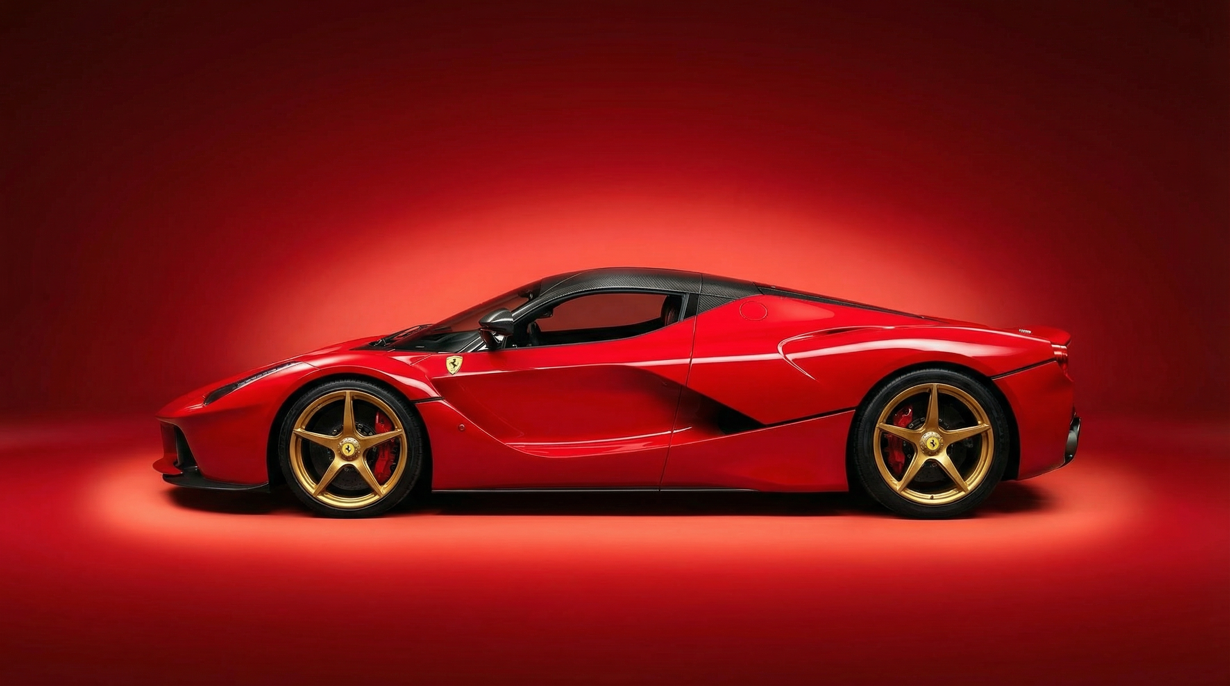 LaFerrari In The Studio - Side.png