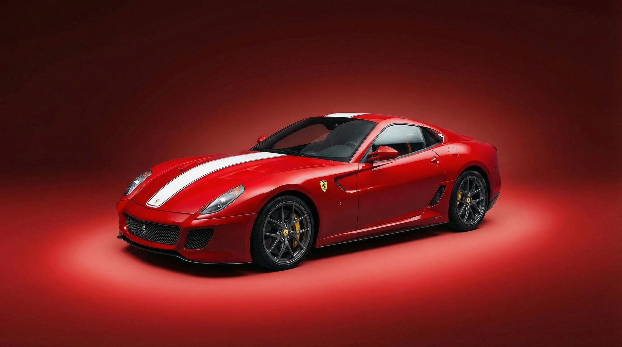 599 GTO In Studio - Front.png