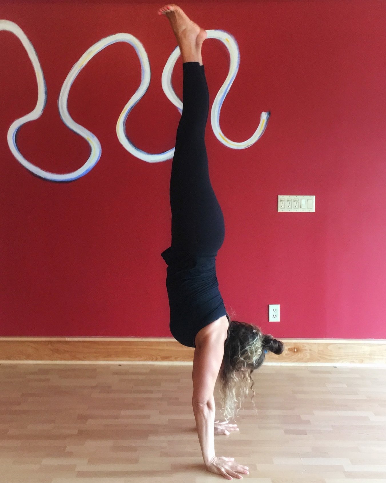 MEMBERS: Don&rsquo;t miss this great workshop!!!
⠀⠀⠀⠀⠀⠀⠀⠀⠀
Taylor Swift Music Driven Power Vinyasa (Lisa&rsquo;s Version) 🦋🫶🏻☔️🧣🗽🐍💗🪩🍂📠
MEMBERS ONLY WORKSHOP!
In-Studio Workshop - Upstairs Studio (Heated)
with Lisa Hughes
⠀⠀⠀⠀⠀⠀⠀⠀⠀
Date: Sat