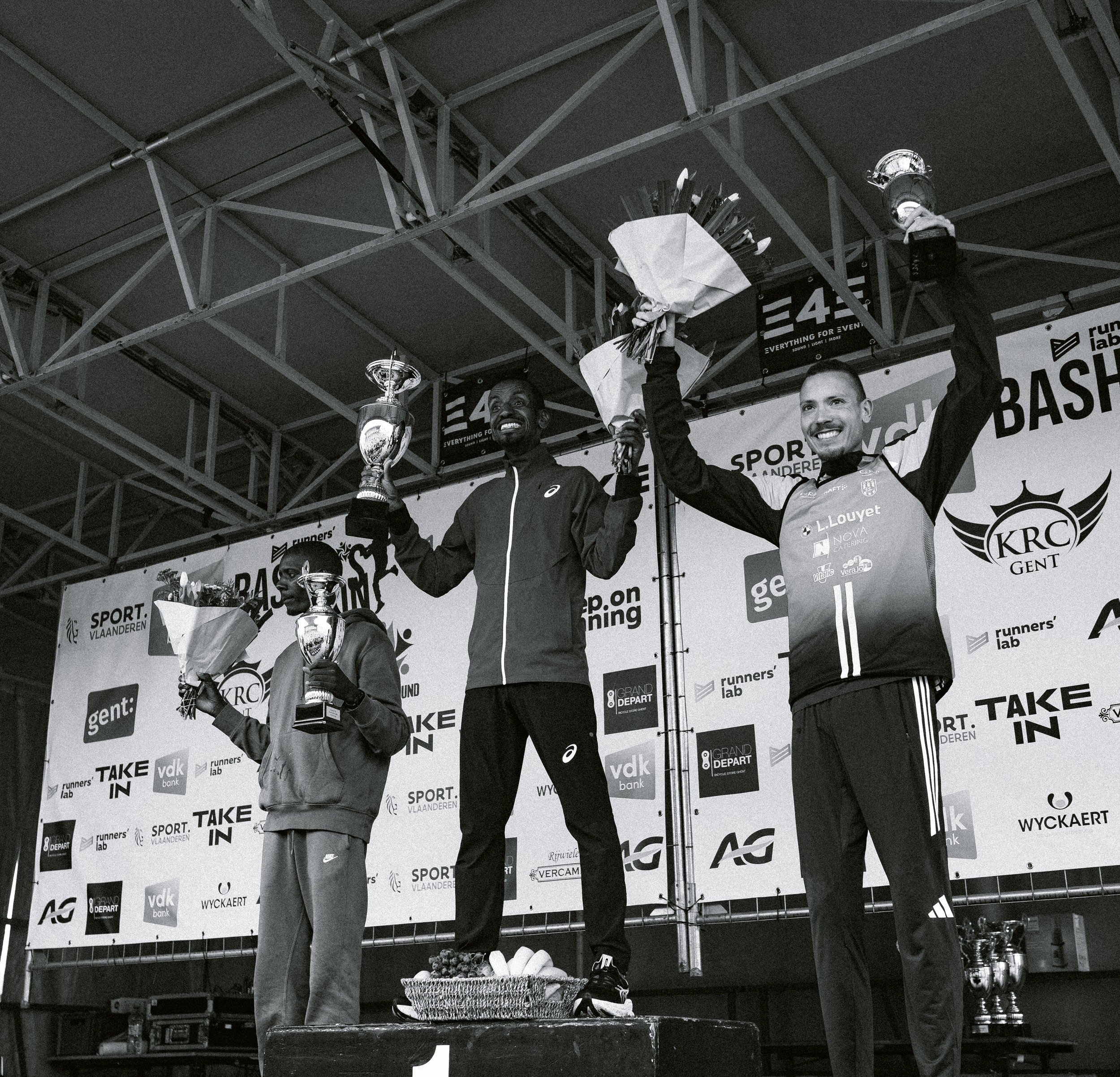 BASHIRS RUN PODIUM + WAVE 2-20.jpg