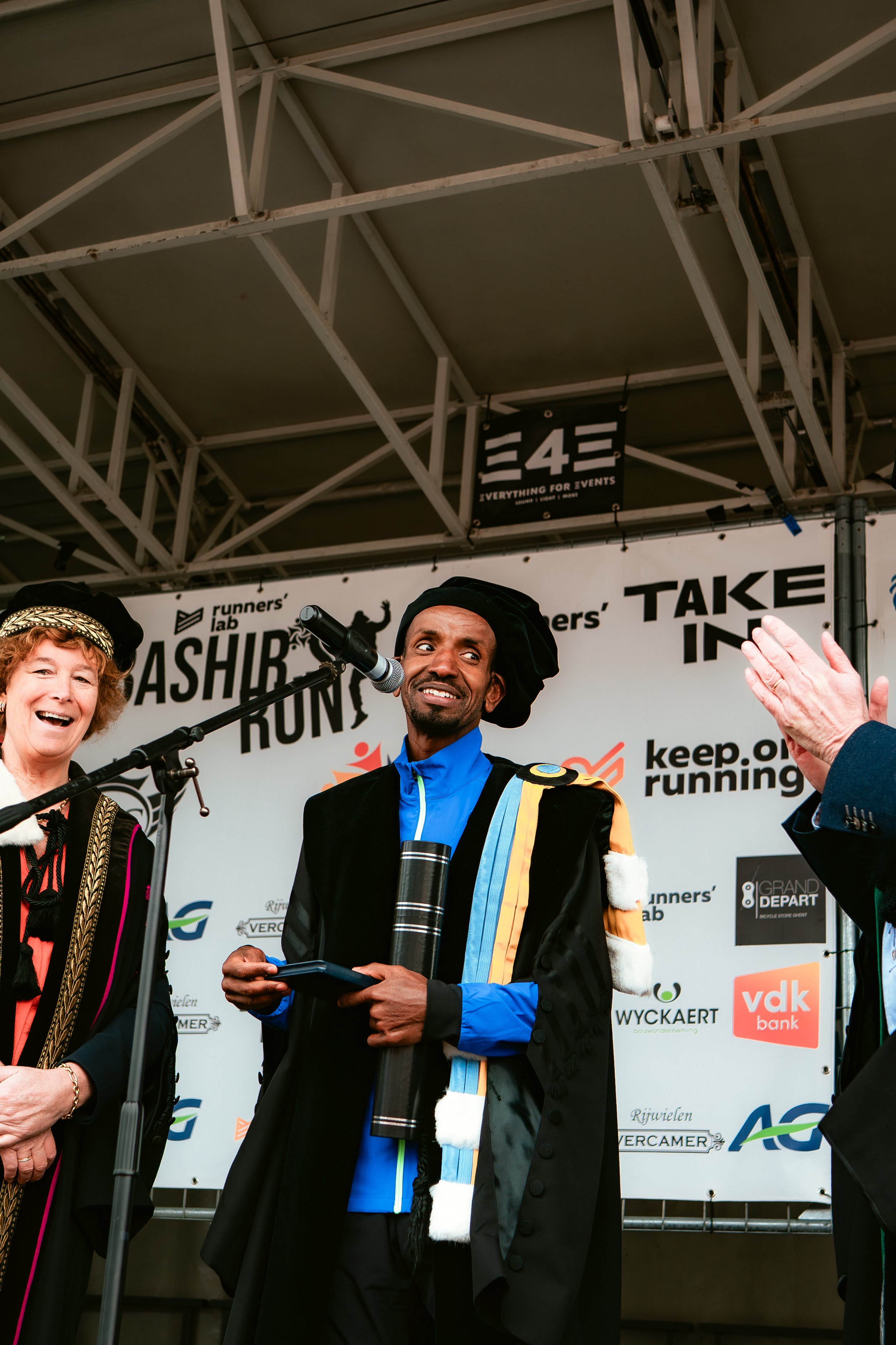 BASHIRS RUN PODIUM + WAVE 2-41.jpg