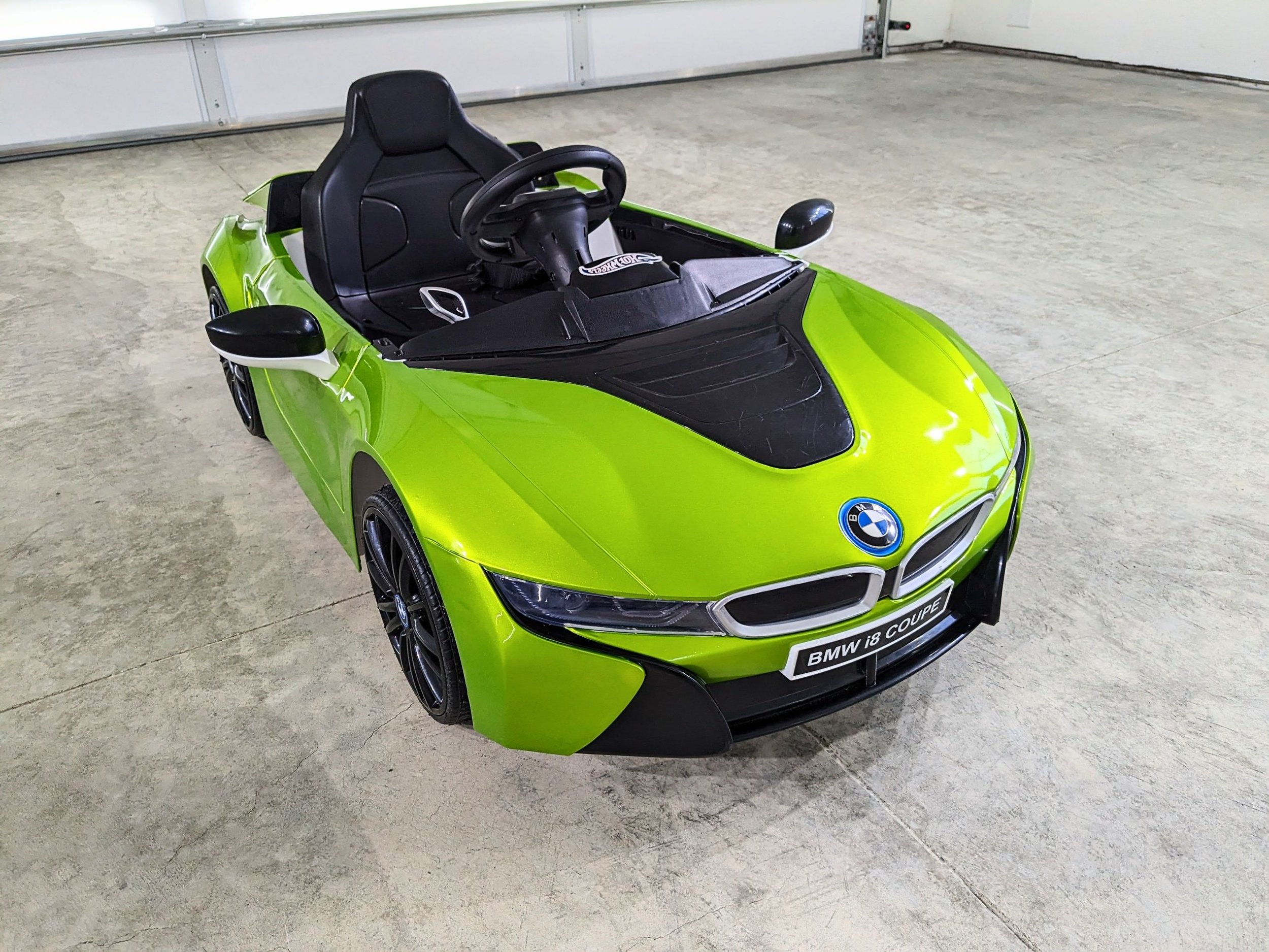 Gloss Lime Green Vinyl Wrap | Kid’s Bmw i8