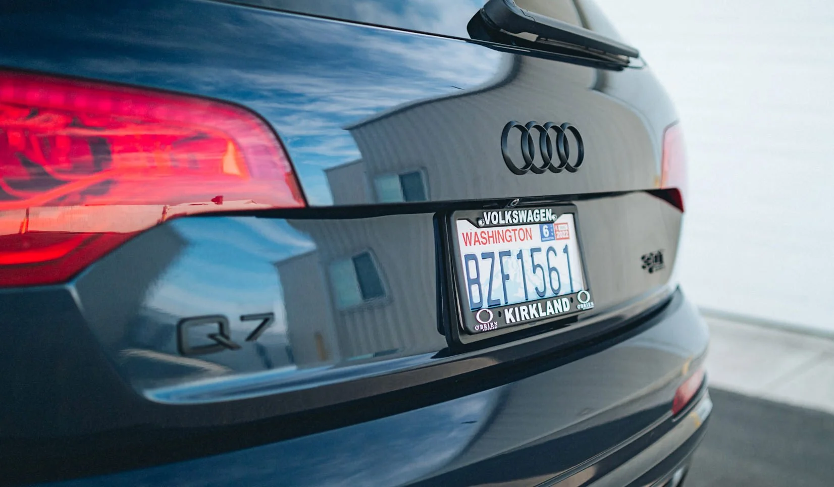 badge blackout delete