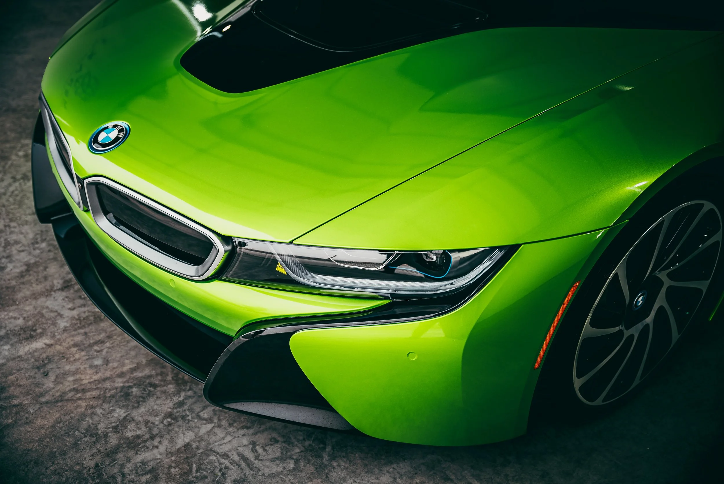Gloss Lime Green Full Color-Change Wrap | Bmw i8
