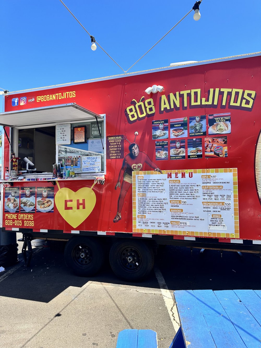 Food trucks in Maui are SO good!