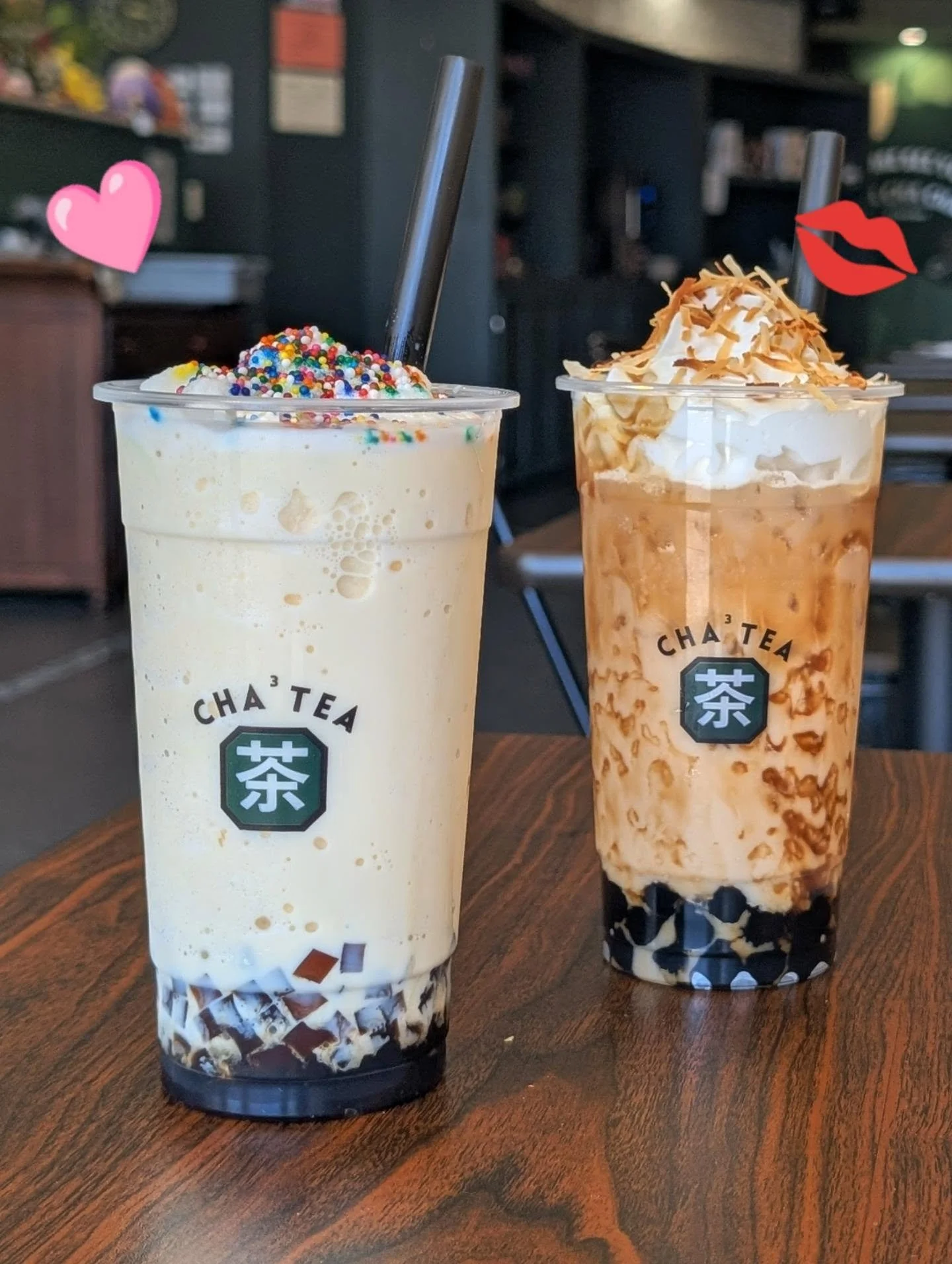 We've had to say farewell to some ✨ ICONS ✨ last month so for September we're paying homage to them. 😭❤️

For Mrs.Dolly we have the 9 to 5! A sweet little treat with a cake batter base, coffee jelly and sprinkles on top. 

For our King Curry we have